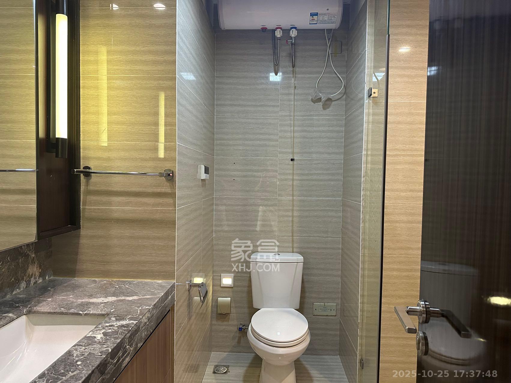 华远国际公寓  1室1厅1卫    3100.0元/月室内图