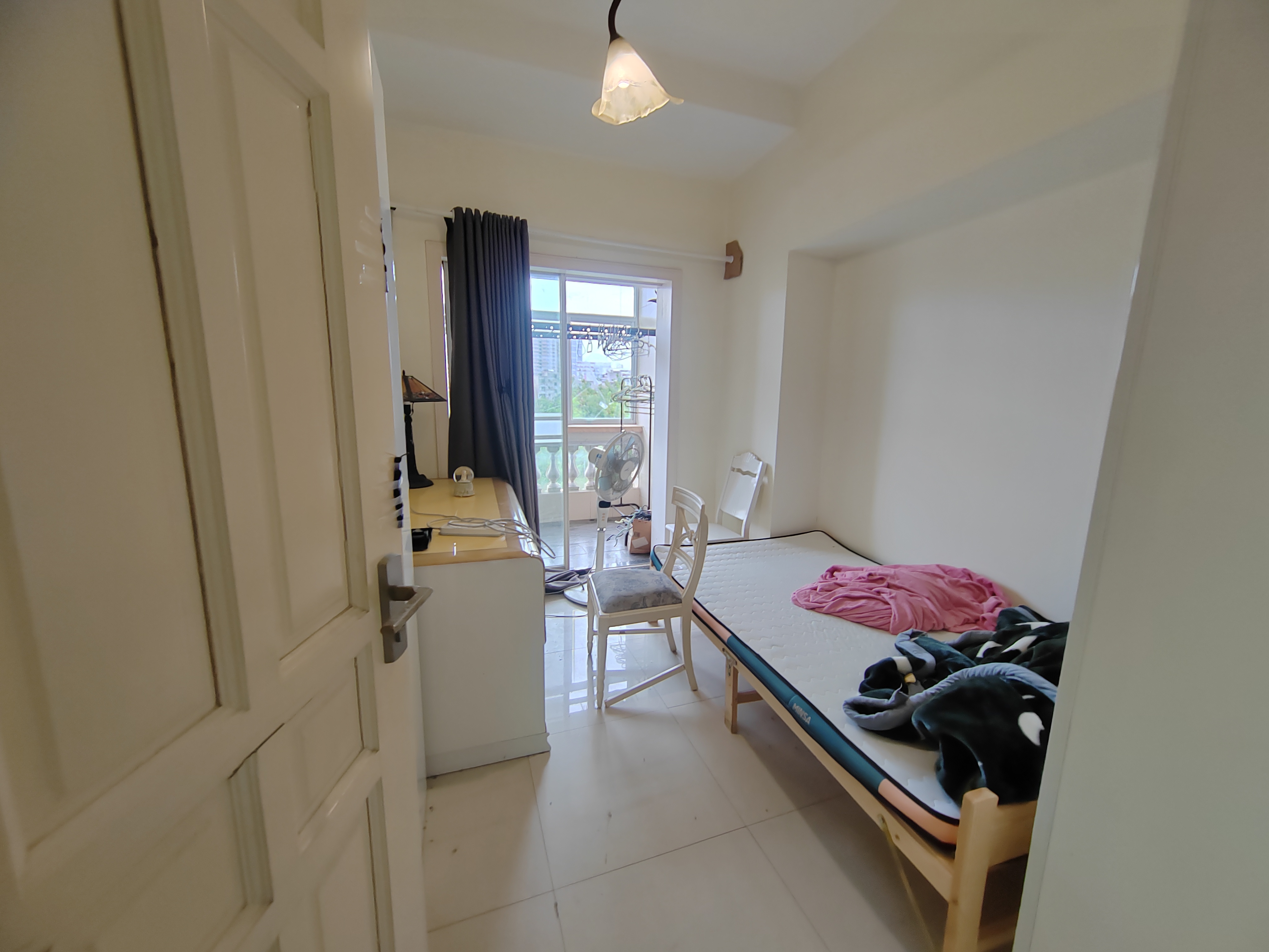 阳光巴洛克小区  4室2厅2卫    2400.0元/月室内图