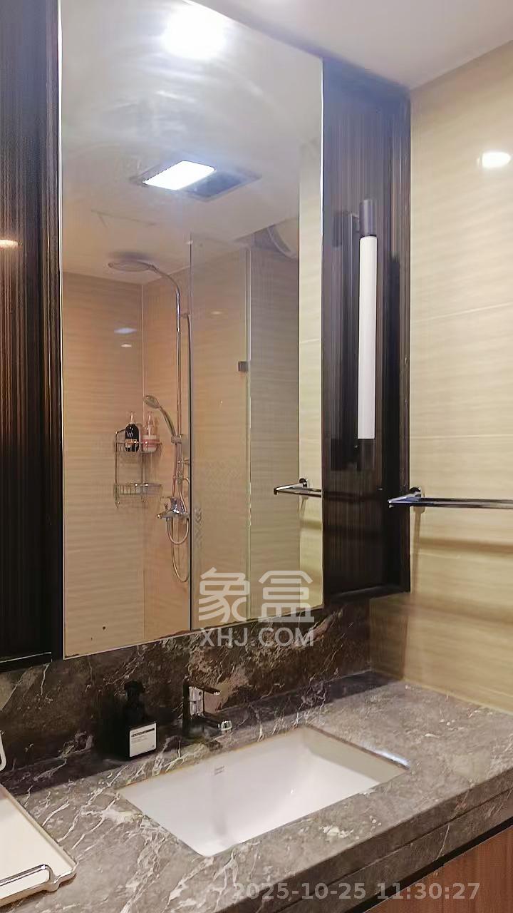华远华中心  1室1厅1卫    2900.0元/月室内图