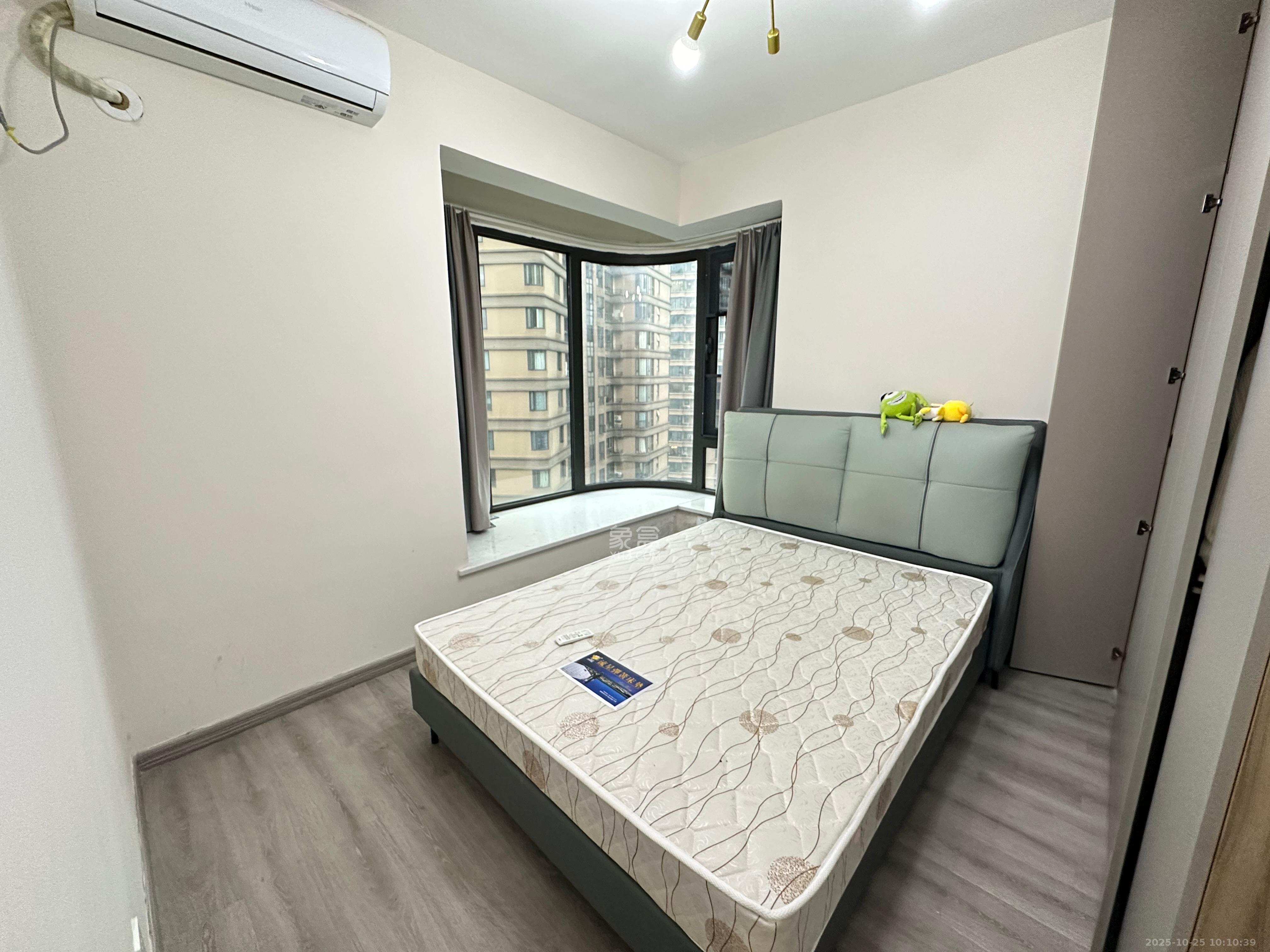 湘江雅颂居  3室2厅1卫    3000.0元/月 湘江雅颂居  3室2厅1卫    3000.0元/月室内图