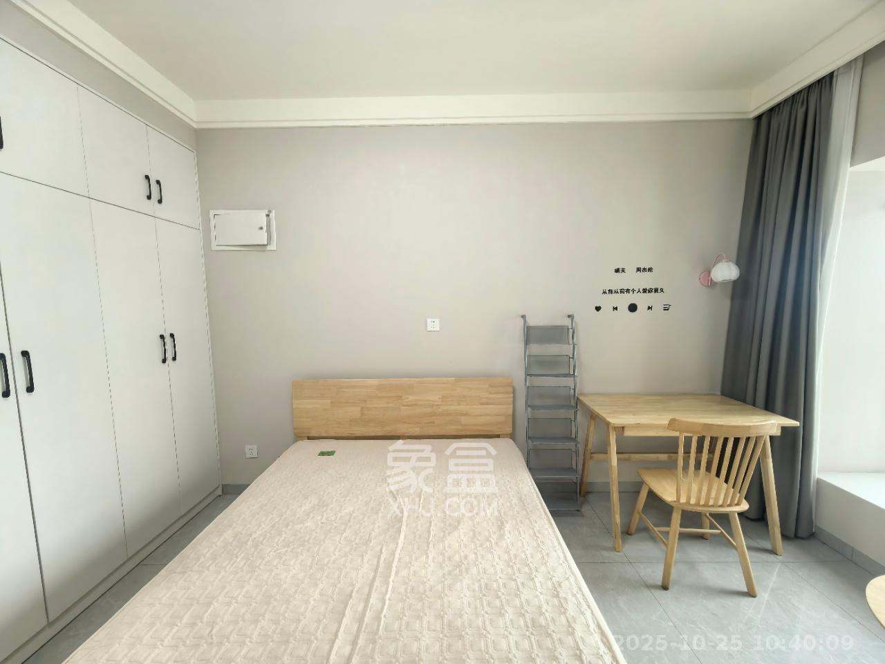 碧桂园城市之光  1室0厅0卫    1700.0元/月 碧桂园城市之光  1室0厅0卫    1700.0元/月室内图