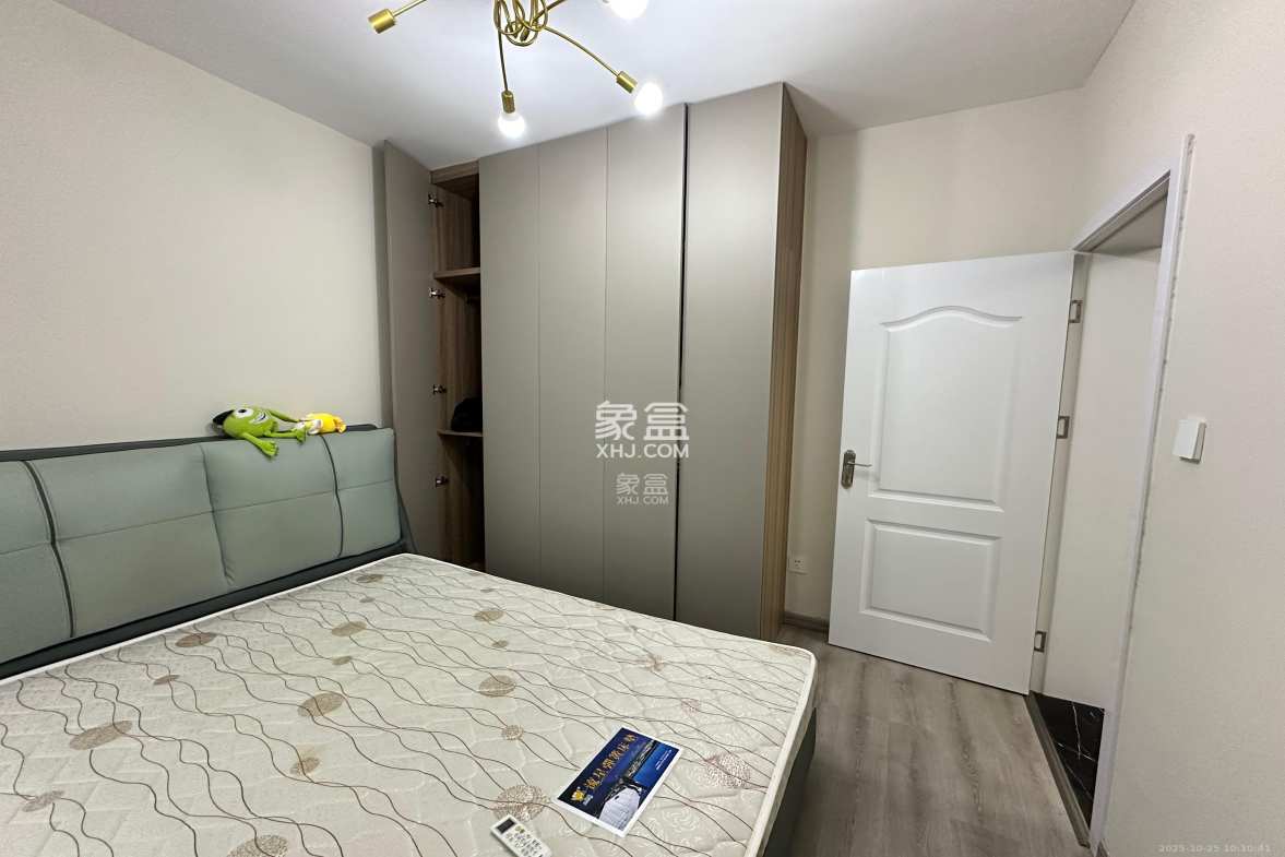 湘江雅颂居  3室2厅1卫    3000.0元/月 湘江雅颂居  3室2厅1卫    3000.0元/月室内图