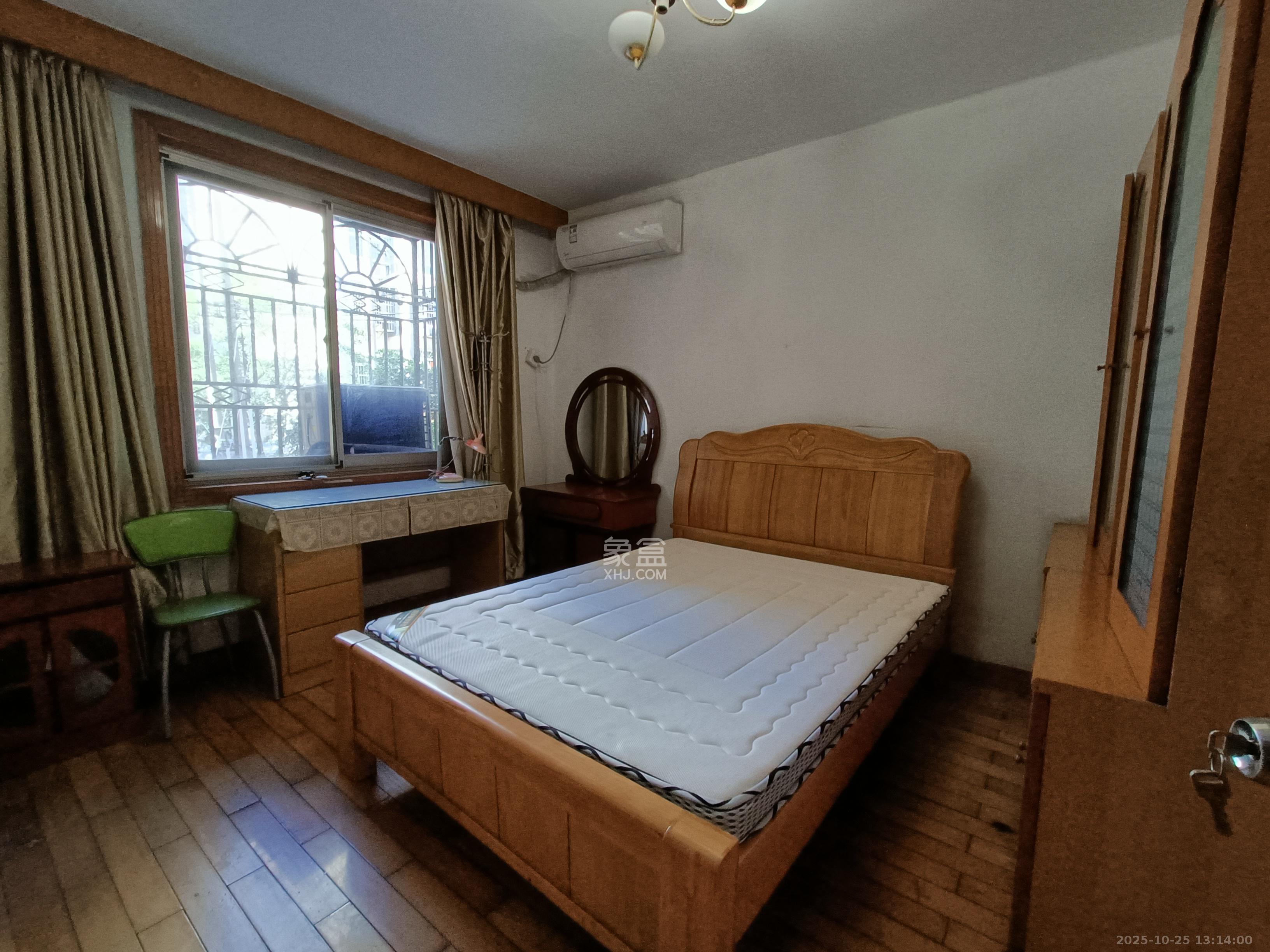 下民航宿舍  3室1厅1卫    1700.0元/月 下民航宿舍  3室1厅1卫    1700.0元/月室内图