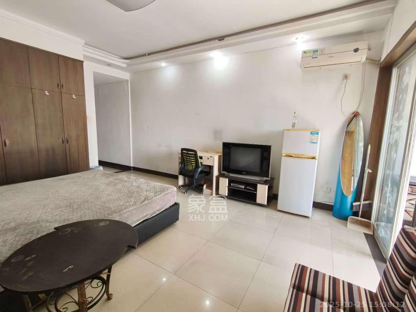 明城公寓  1室1厅1卫    800.0元/月室内图