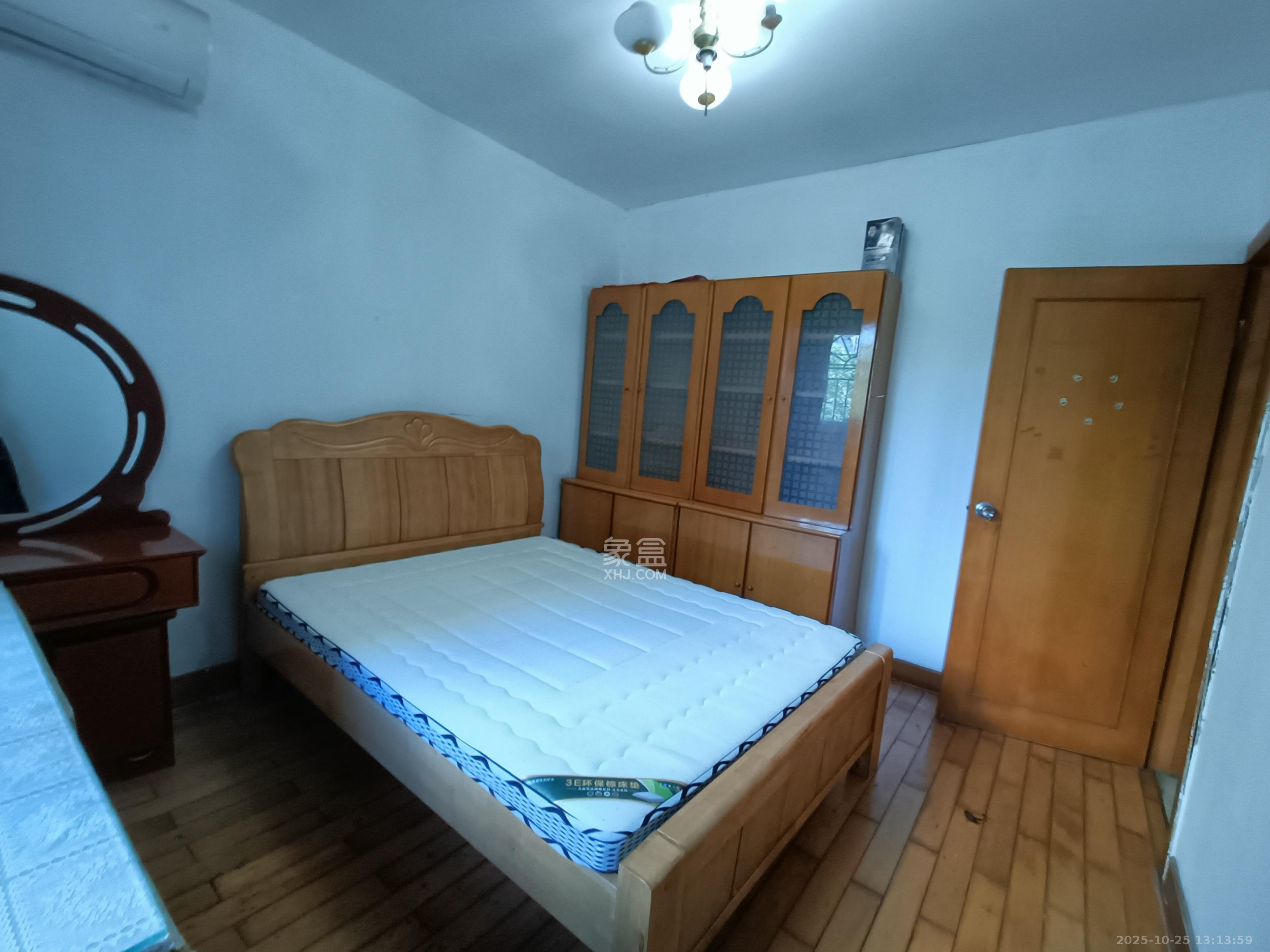 下民航宿舍  3室1厅1卫    1700.0元/月 下民航宿舍  3室1厅1卫    1700.0元/月室内图