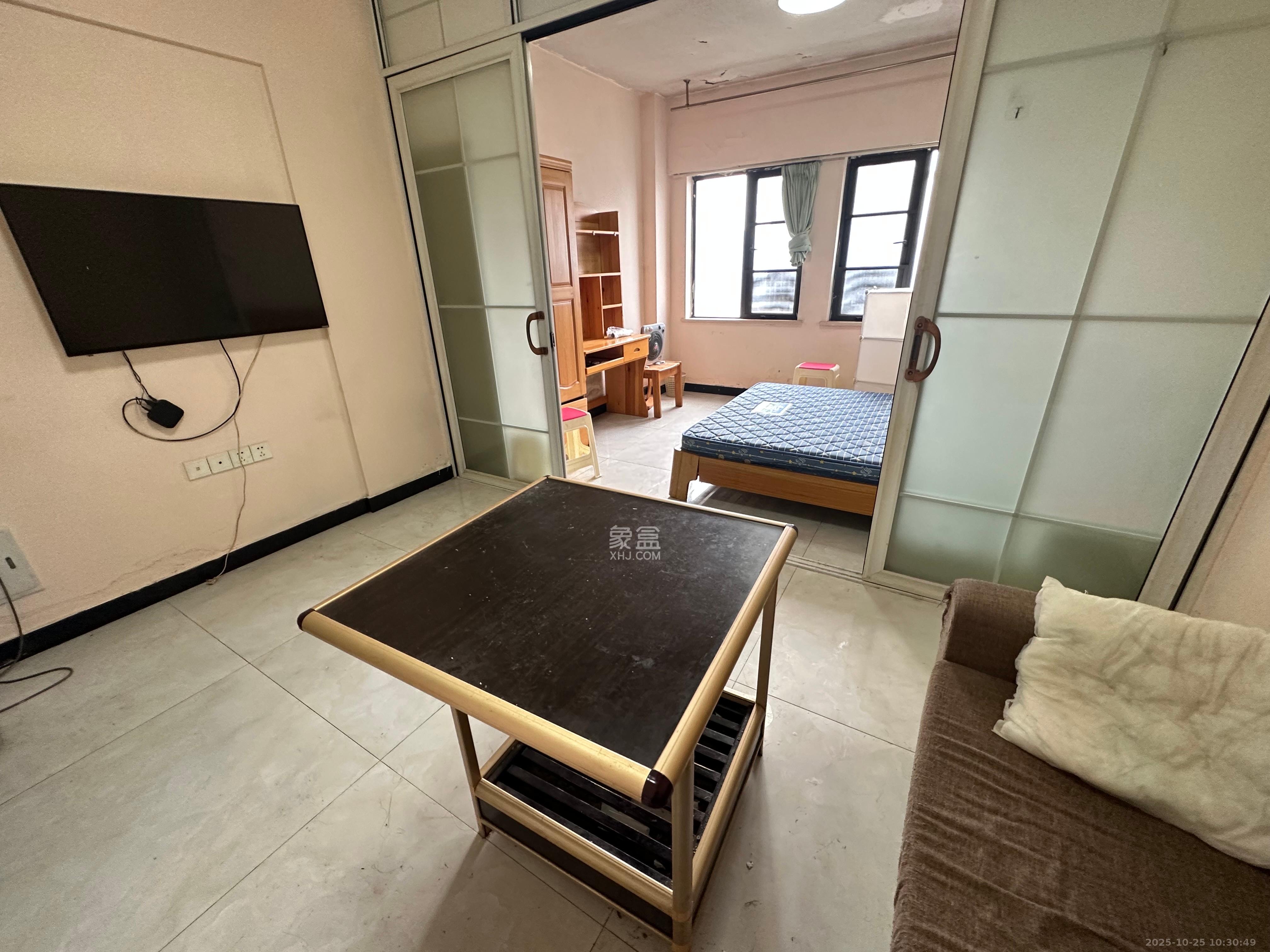 钰龙天下二期(钰龙佳园)  1室0厅1卫    1000.0元/月 钰龙天下二期(钰龙佳园)  1室0厅1卫    1000.0元/月室内图