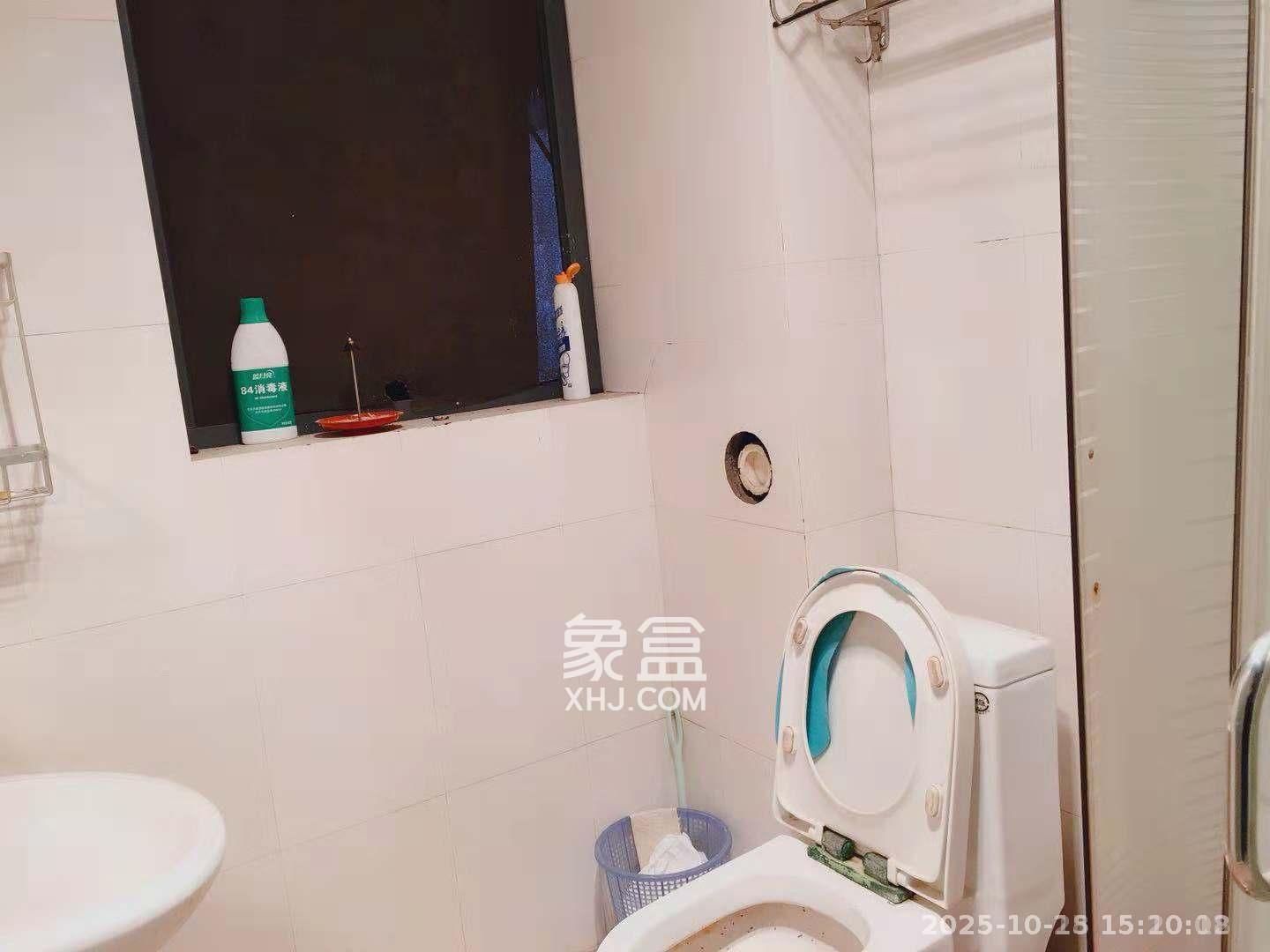 中天广场  2室1厅1卫    2900.0元/月 中天广场  2室1厅1卫    2900.0元/月室内图