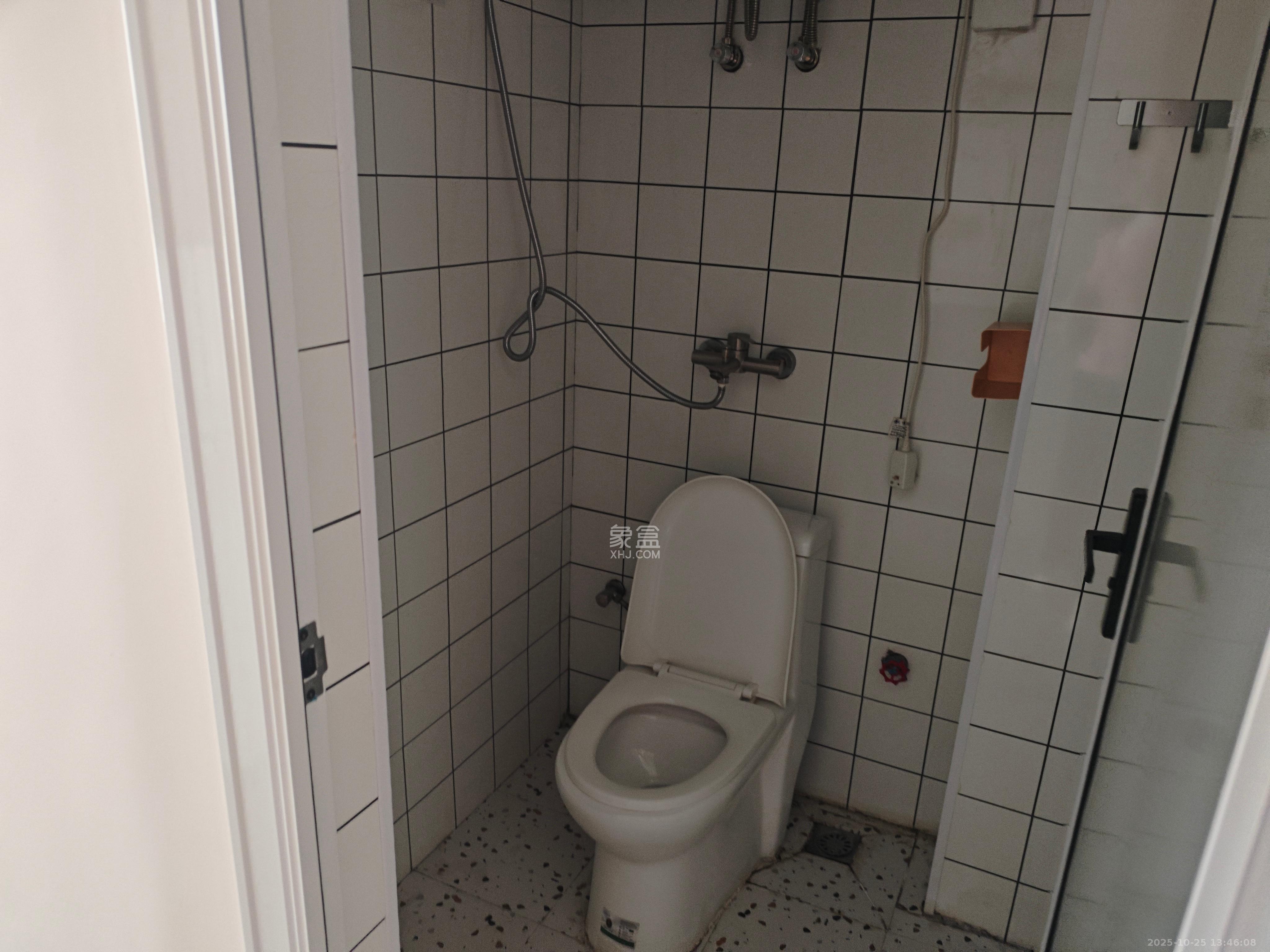 阳光城檀悦  1室1厅1卫    2000.0元/月室内图