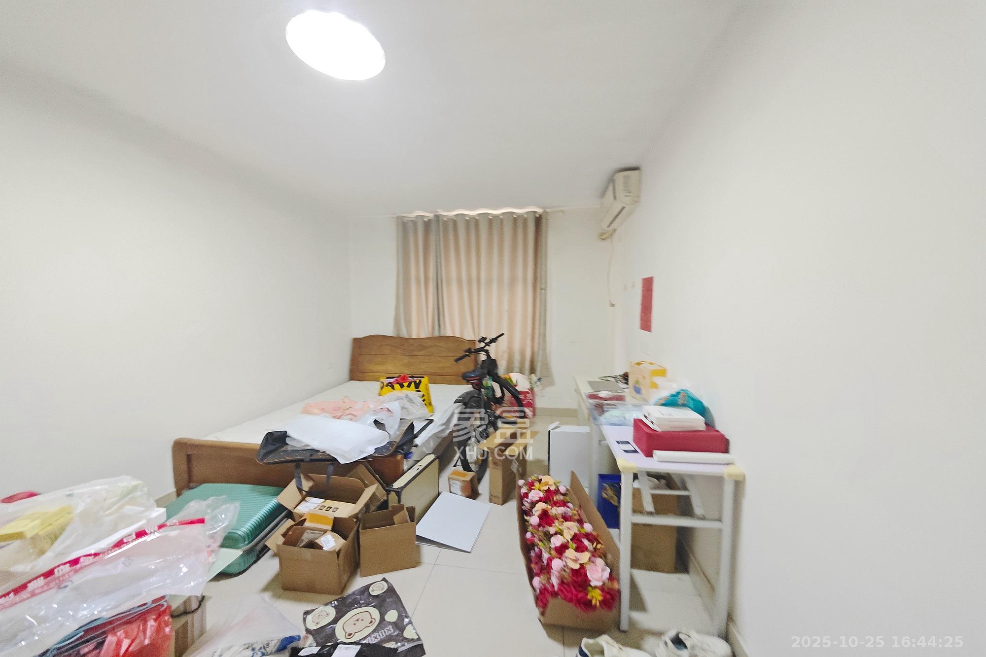 赤岗小区(一二三片)  3室1厅1卫    41.8万 赤岗小区(一二三片)  3室1厅1卫    41.8万卧室