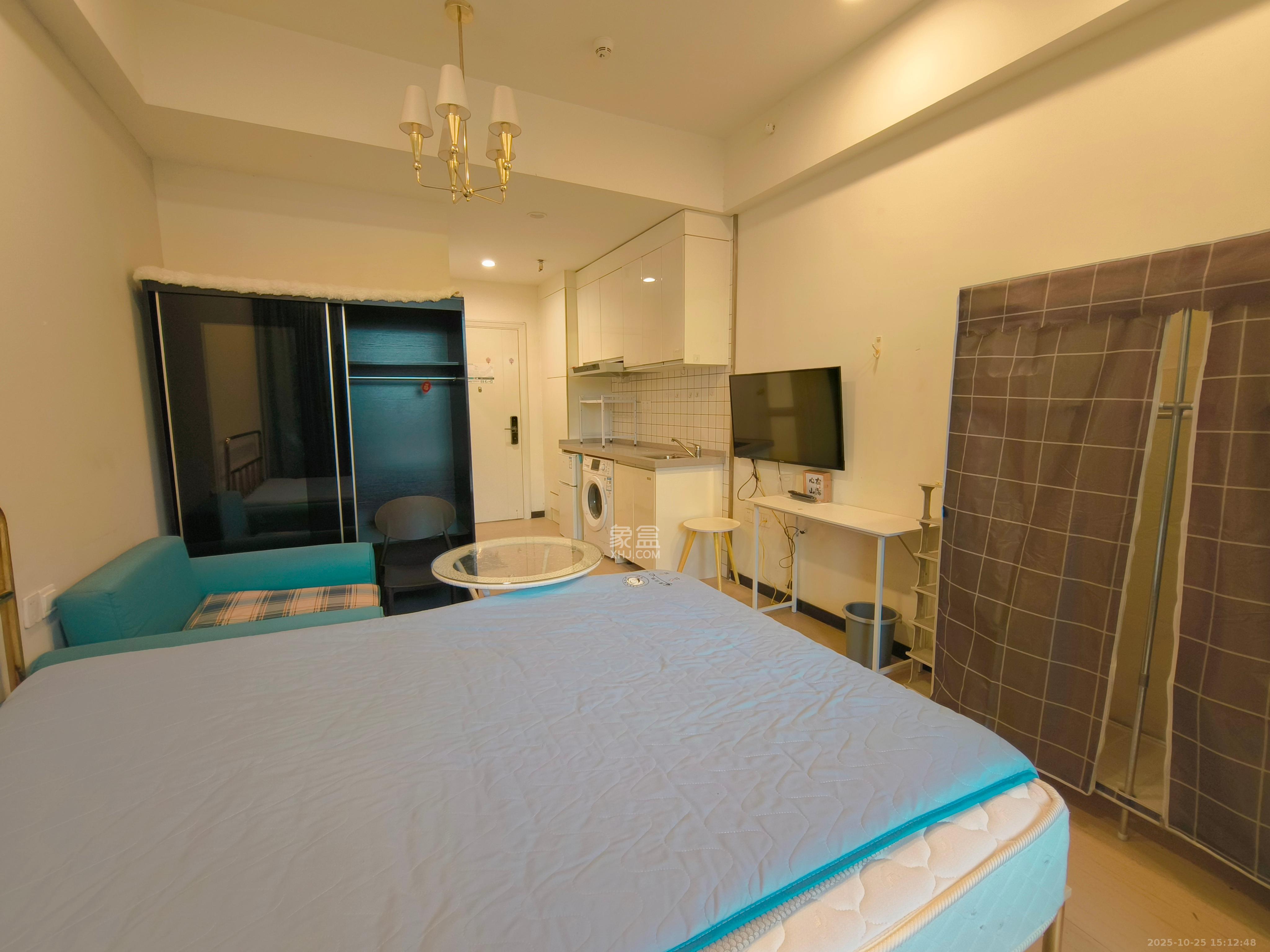 碧桂园威尼斯城  1室1厅1卫    1100.0元/月 碧桂园威尼斯城  1室1厅1卫    1100.0元/月室内图