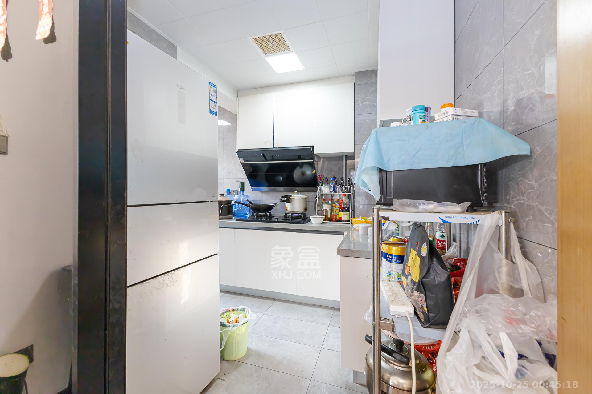 润和滨江府  1室0厅0卫    93.0万 润和滨江府  1室0厅0卫    93.0万厨房