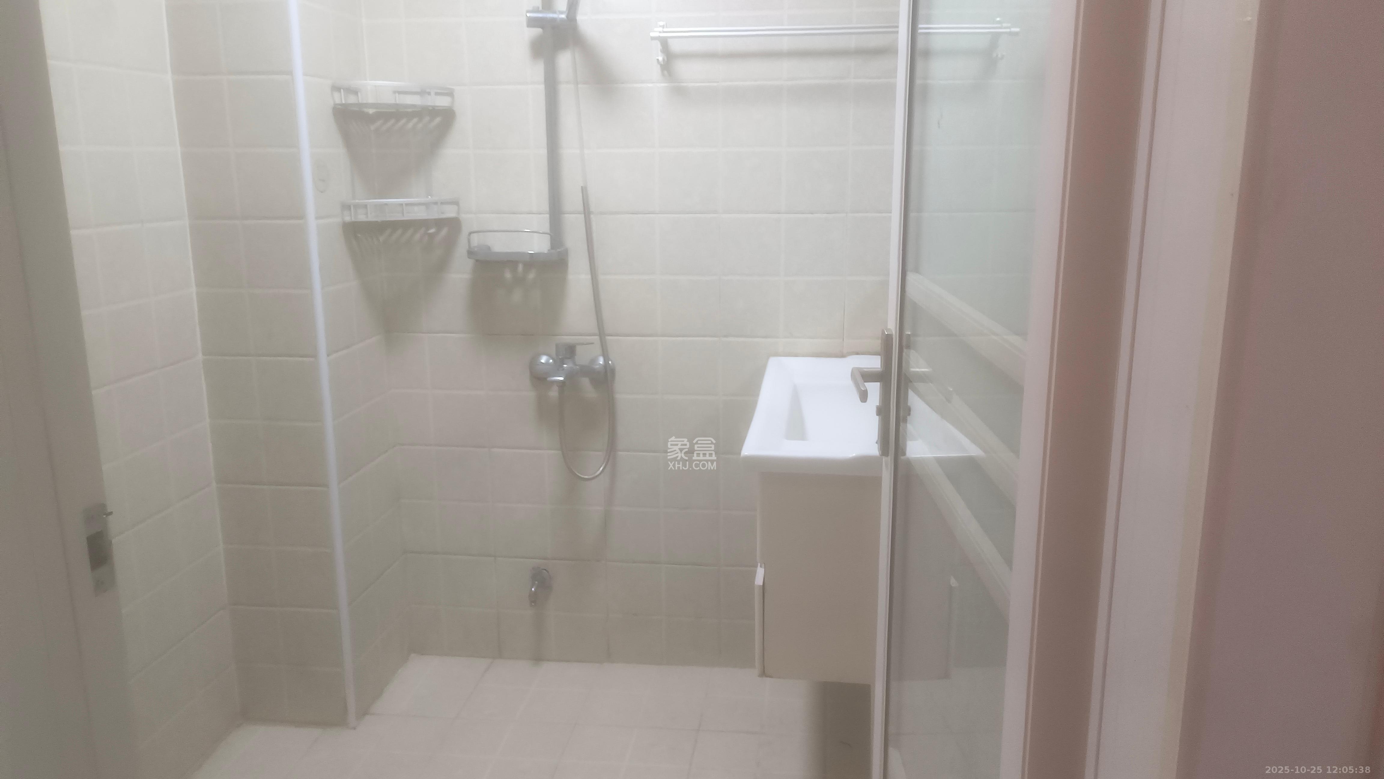 五矿万境水岸二期（五矿万境水岸和苑）  1室1厅1卫    1300.0元/月室内图