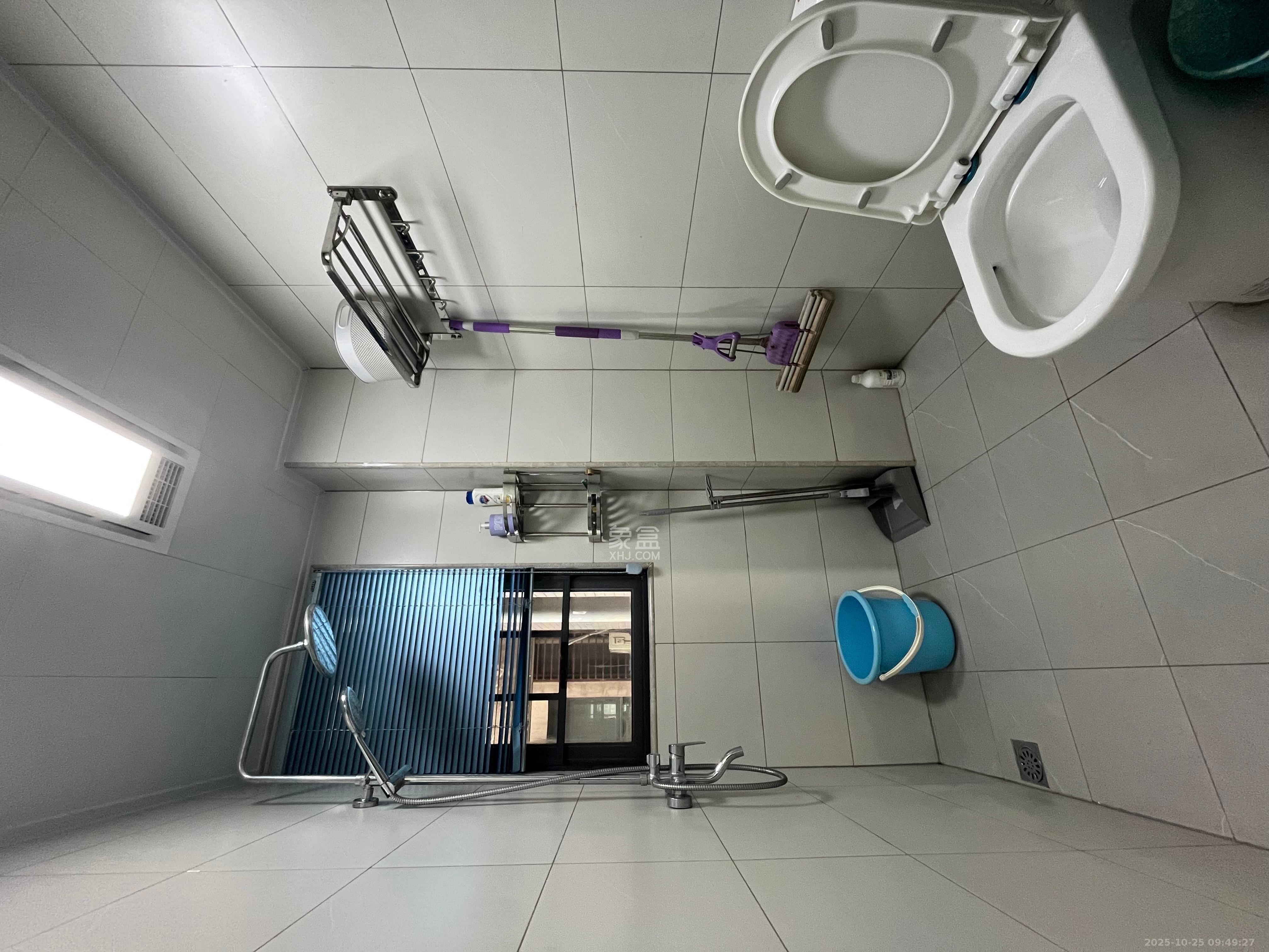 藏珑湖上国际花园 3室2厅1卫 3500.0元/月 藏珑湖上国际花园 3室2厅1卫 3500.0元/月室内图