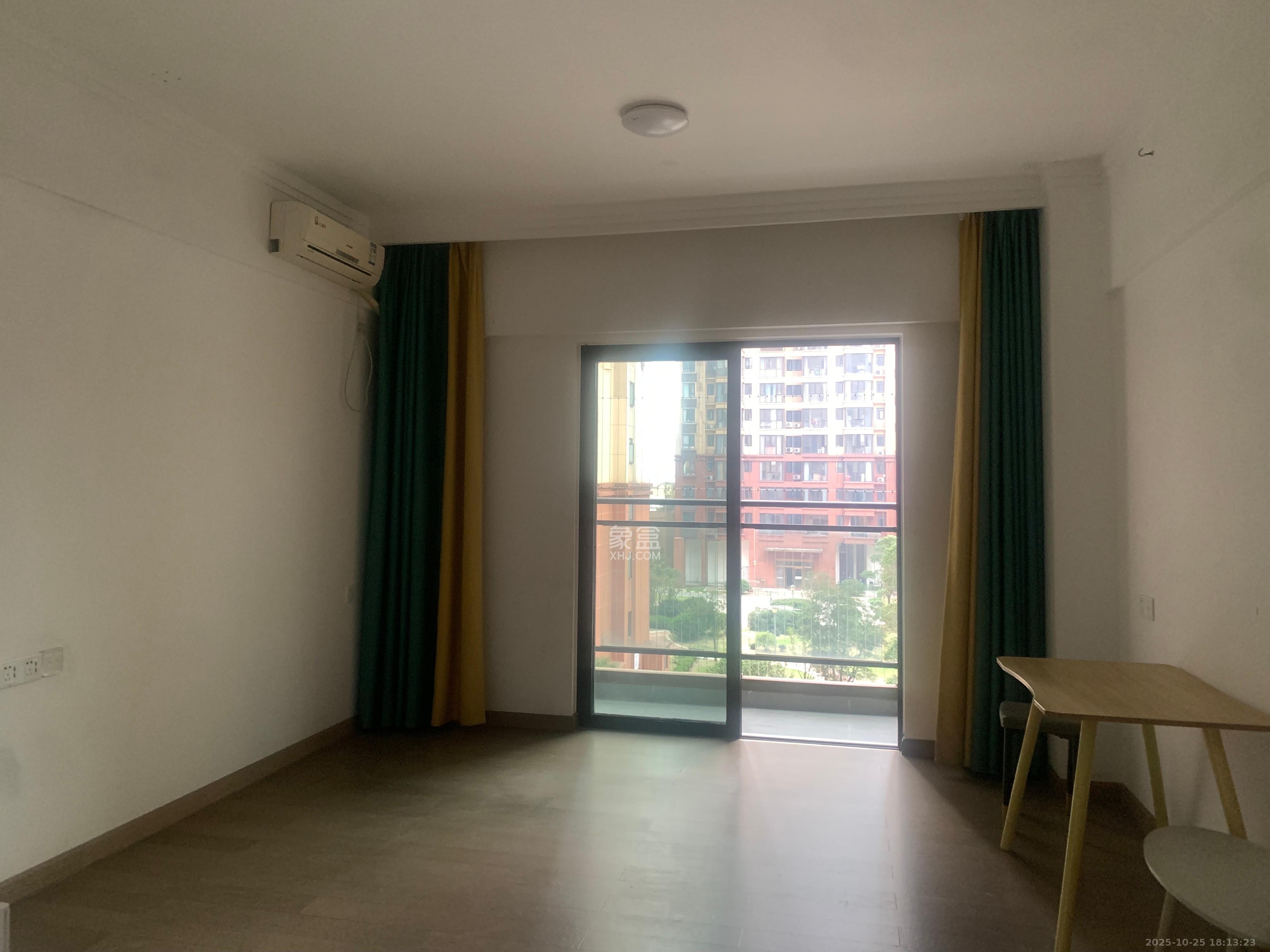 美的翰城 1室1厅1卫 1400.0元/月 美的翰城 1室1厅1卫 1400.0元/月室内图