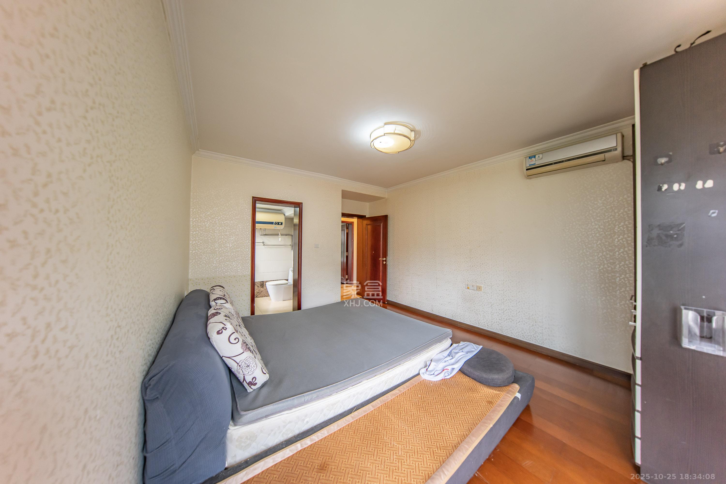 江山帝景雅典 3室2厅2卫 128.7万 江山帝景雅典 3室2厅2卫 128.7万卧室