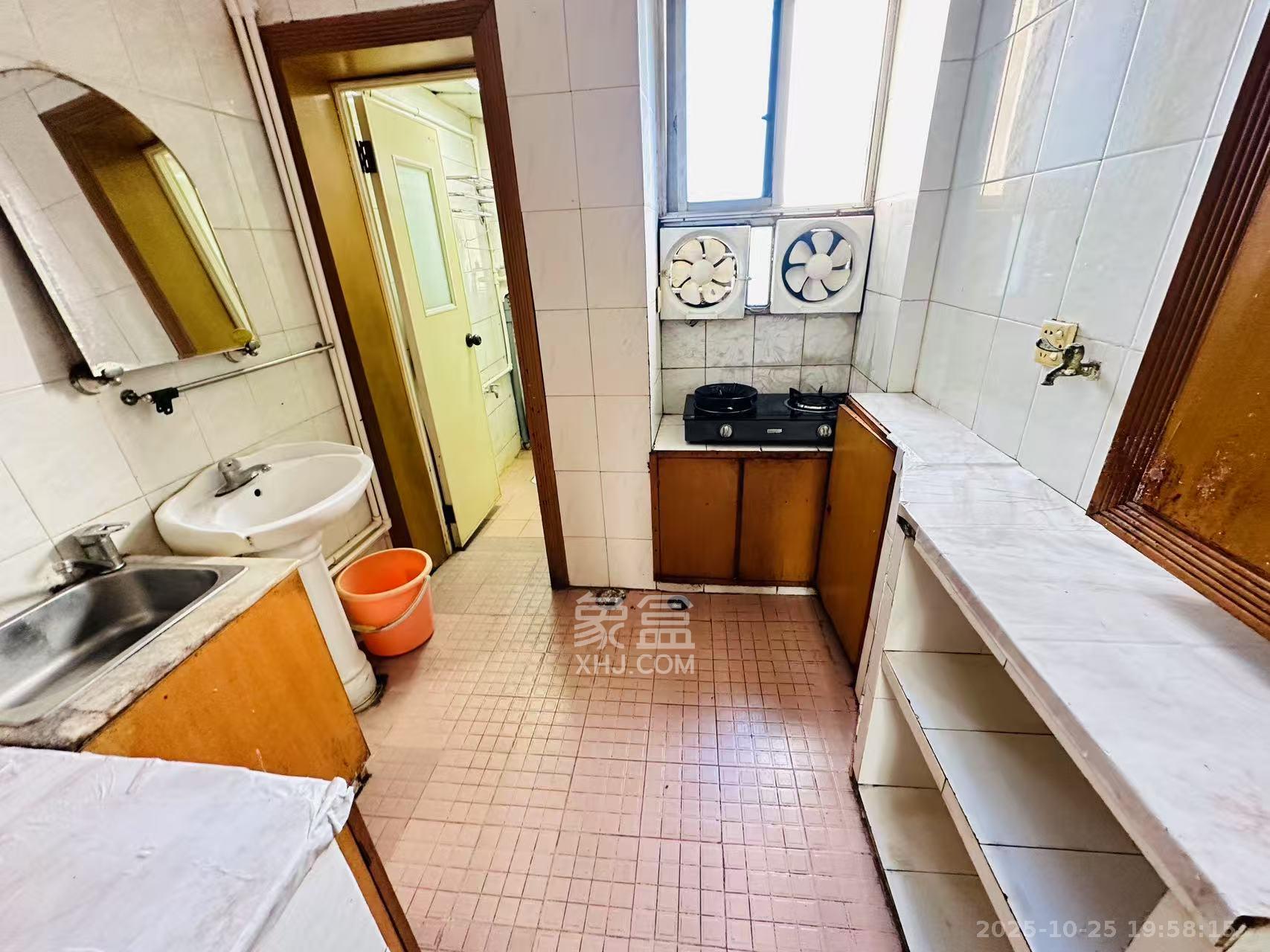 东瓜山一村送变电小区  1室1厅1卫    1100.0元/月室内图