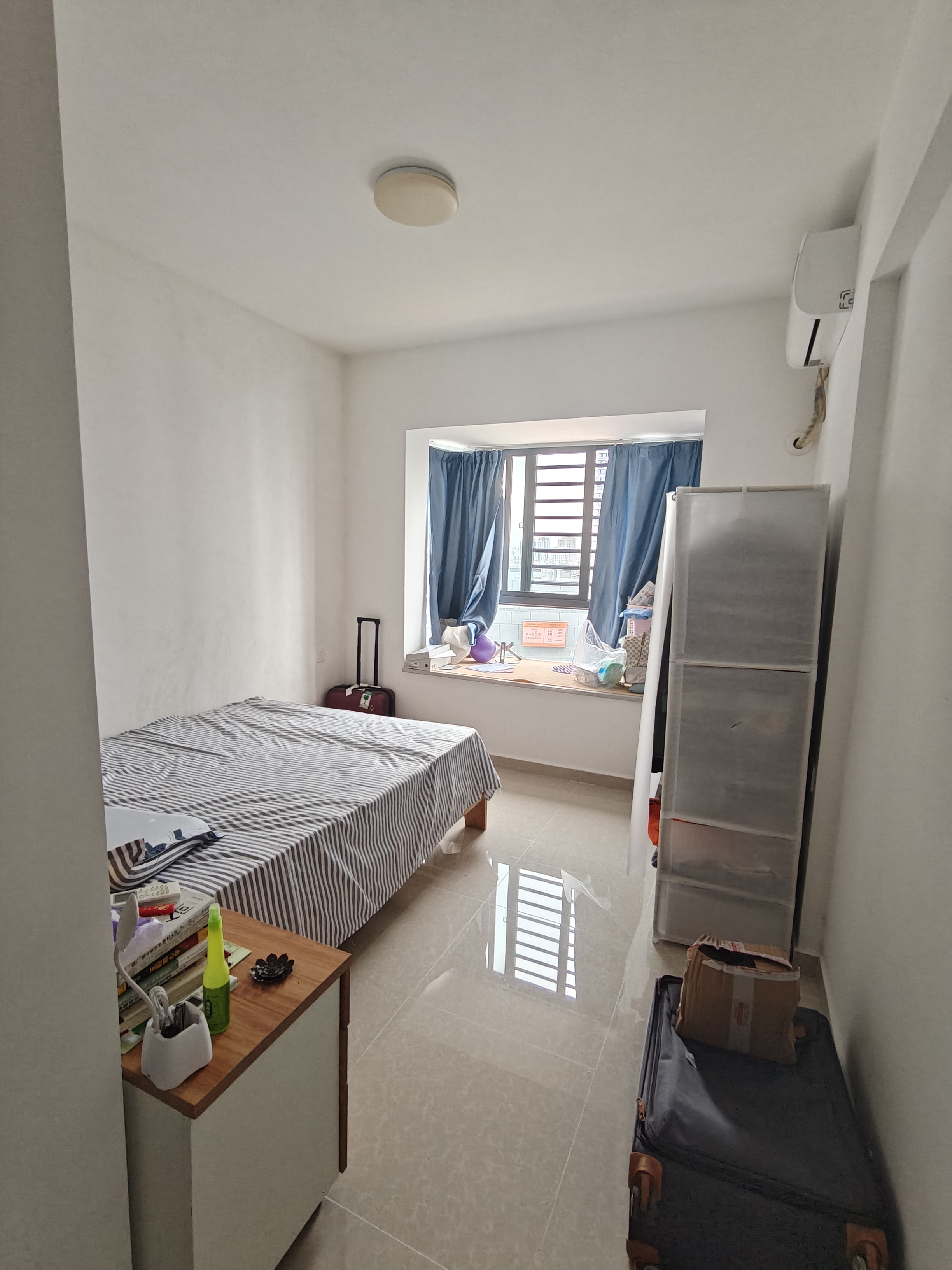 坡巷雅苑  3室2厅1卫    2500.0元/月室内图