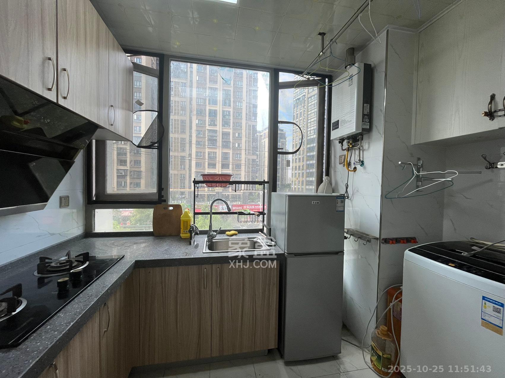 怡海星城 1室1厅1卫 950.0元/月 怡海星城 1室1厅1卫 950.0元/月室内图