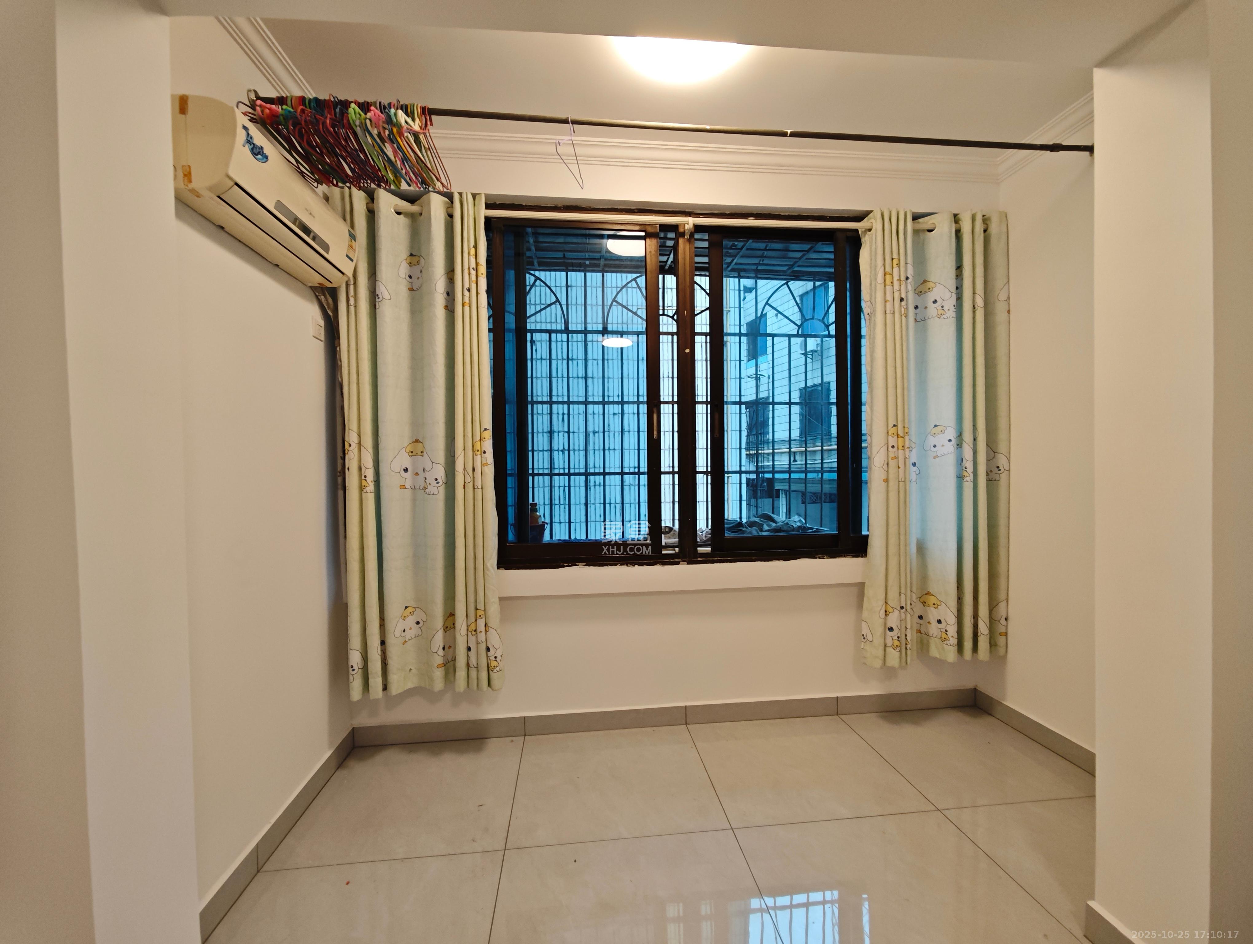 省粮食局宿舍北院 4室2厅1卫 1500.0元/月 省粮食局宿舍北院 4室2厅1卫 1500.0元/月室内图