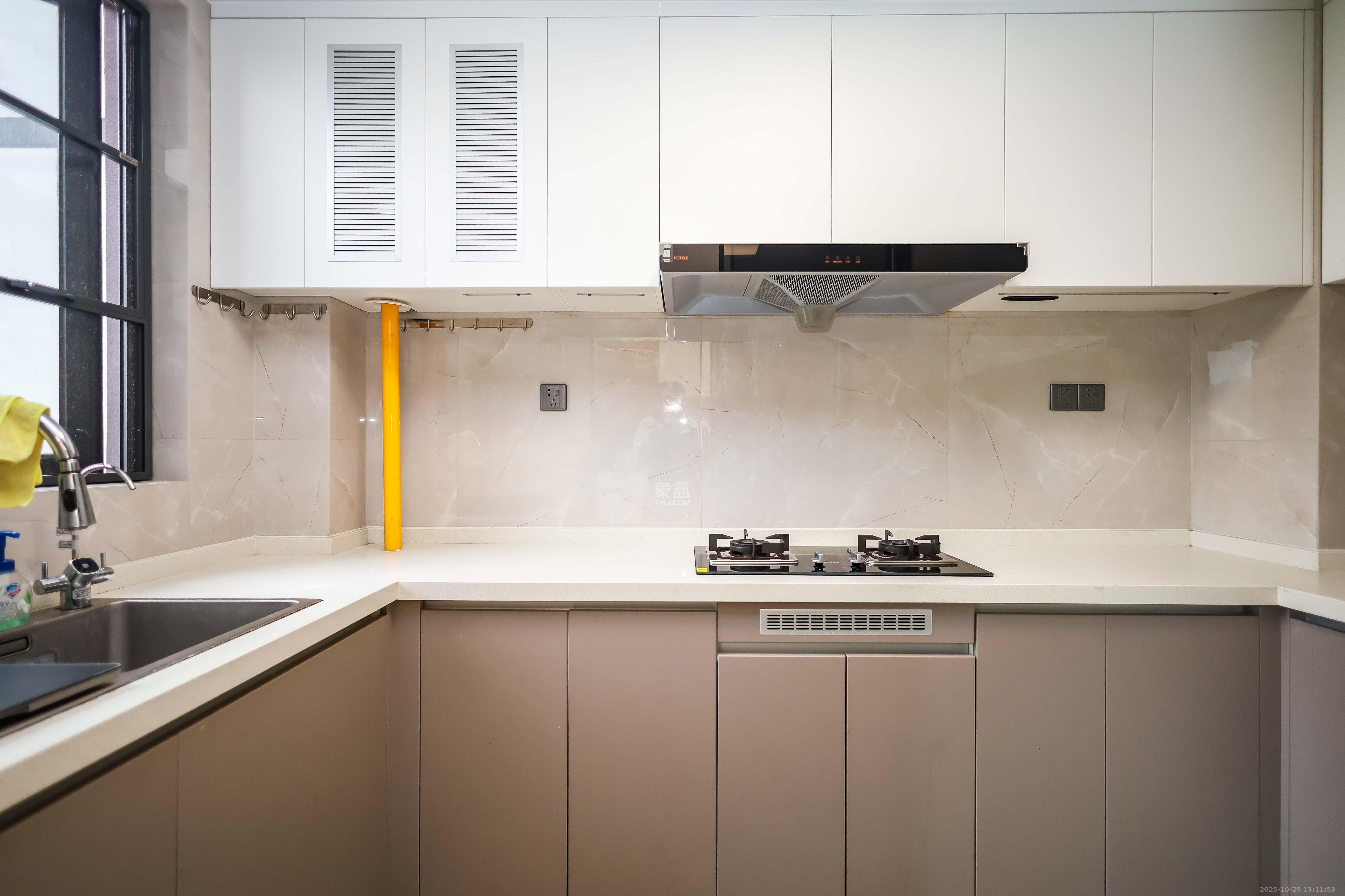 招商雍山湖 4室2厅2卫 238.0万 招商雍山湖 4室2厅2卫 238.0万厨房