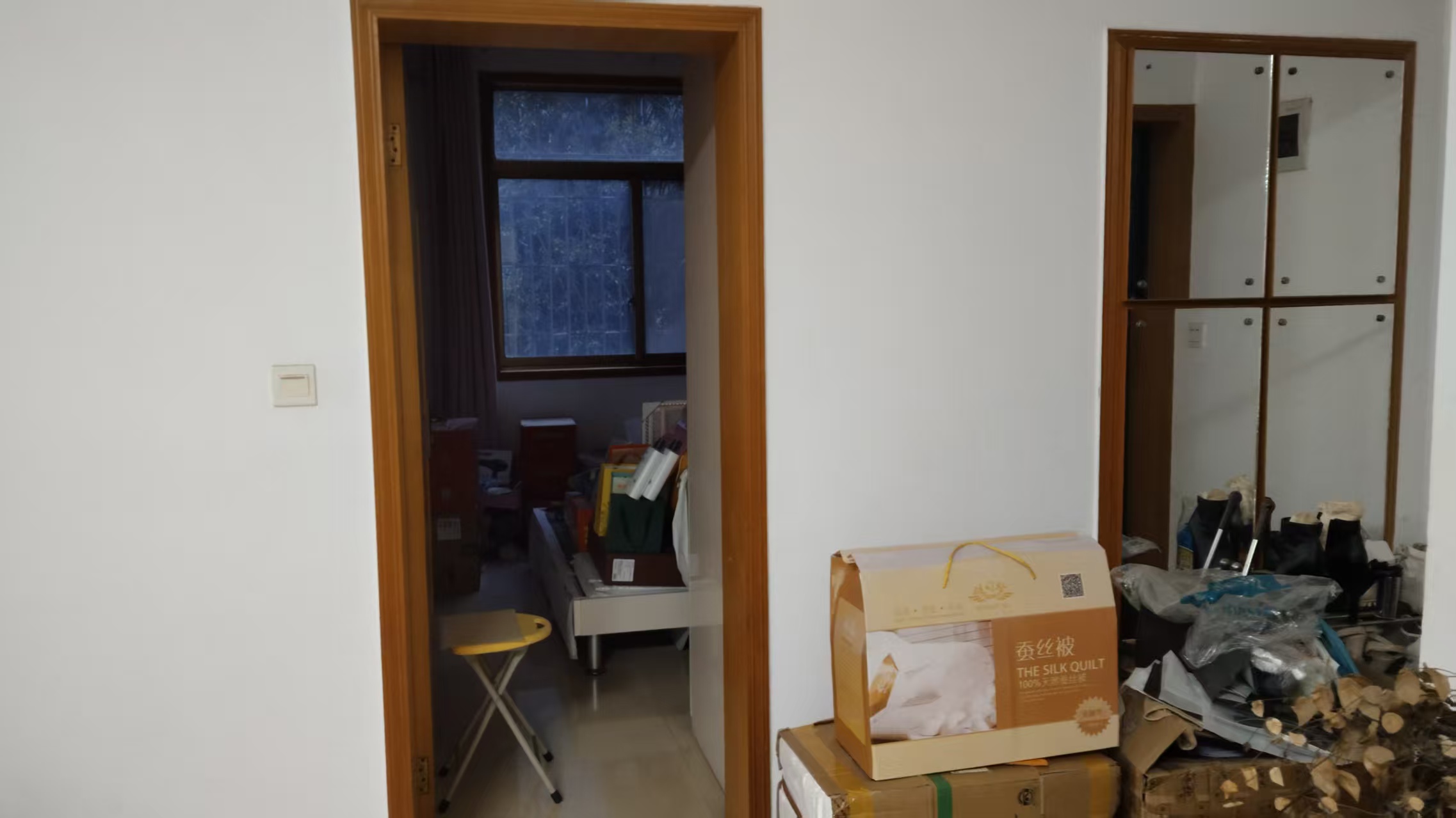 赫山税务局家属楼 4室2厅2卫 52.8万 赫山税务局家属楼 4室2厅2卫 52.8万室内图