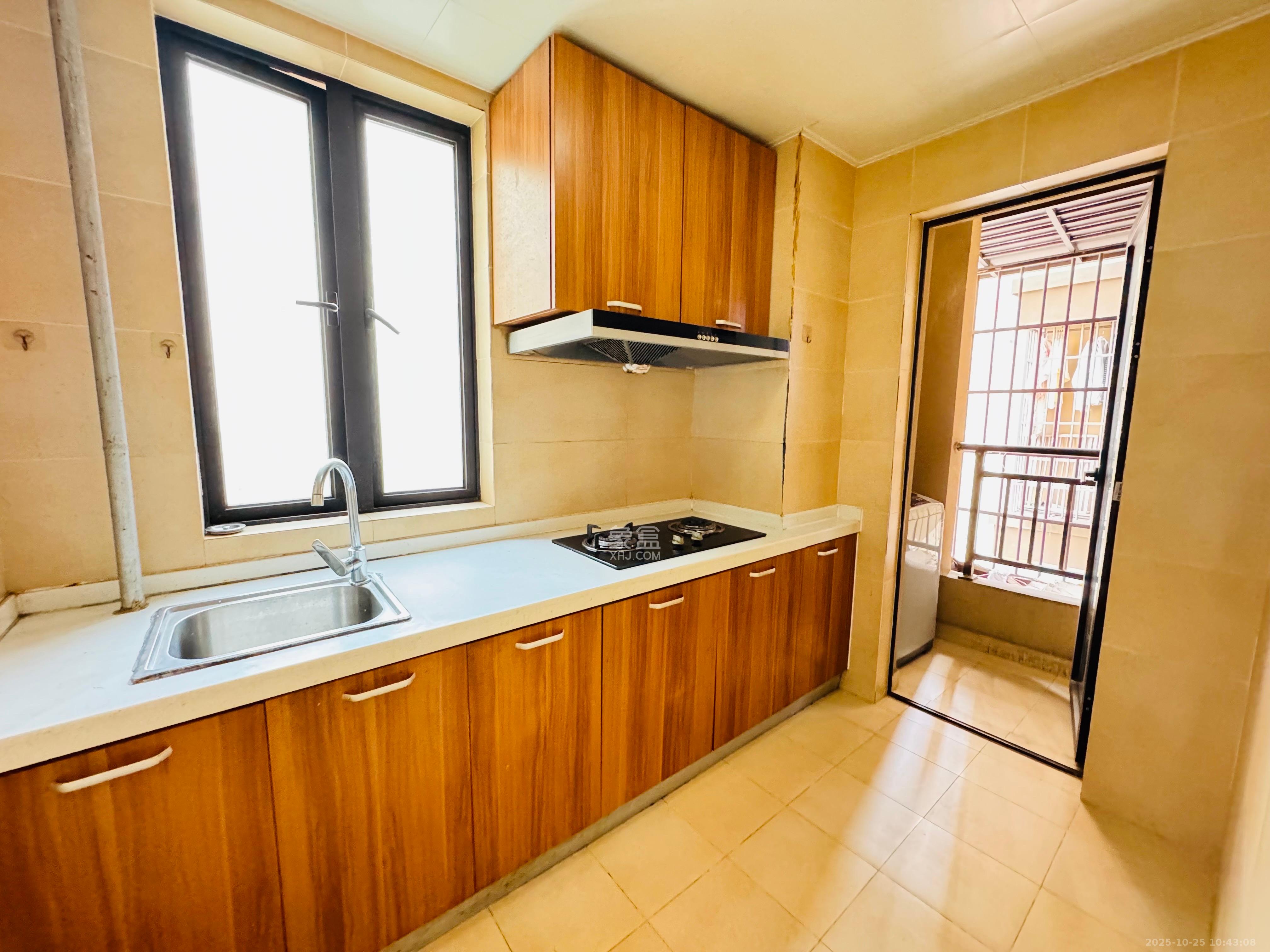 协信星澜汇  3室2厅1卫    2500.0元/月室内图