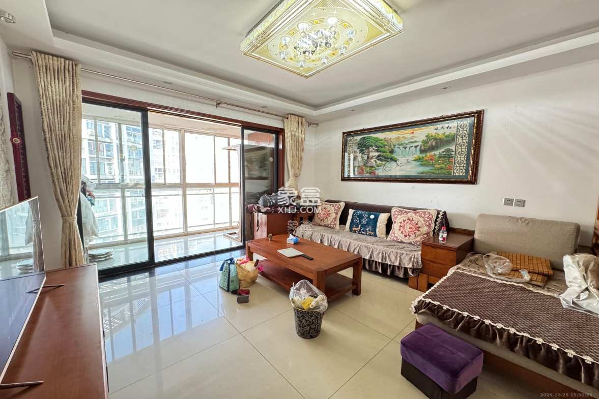 美林银谷  3室2厅2卫    3000.0元/月 美林银谷  3室2厅2卫    3000.0元/月室内图