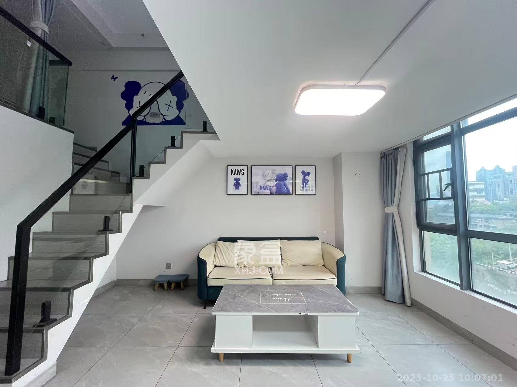 荣盛花语书苑  1室1厅1卫    2200.0元/月 荣盛花语书苑  1室1厅1卫    2200.0元/月室内图