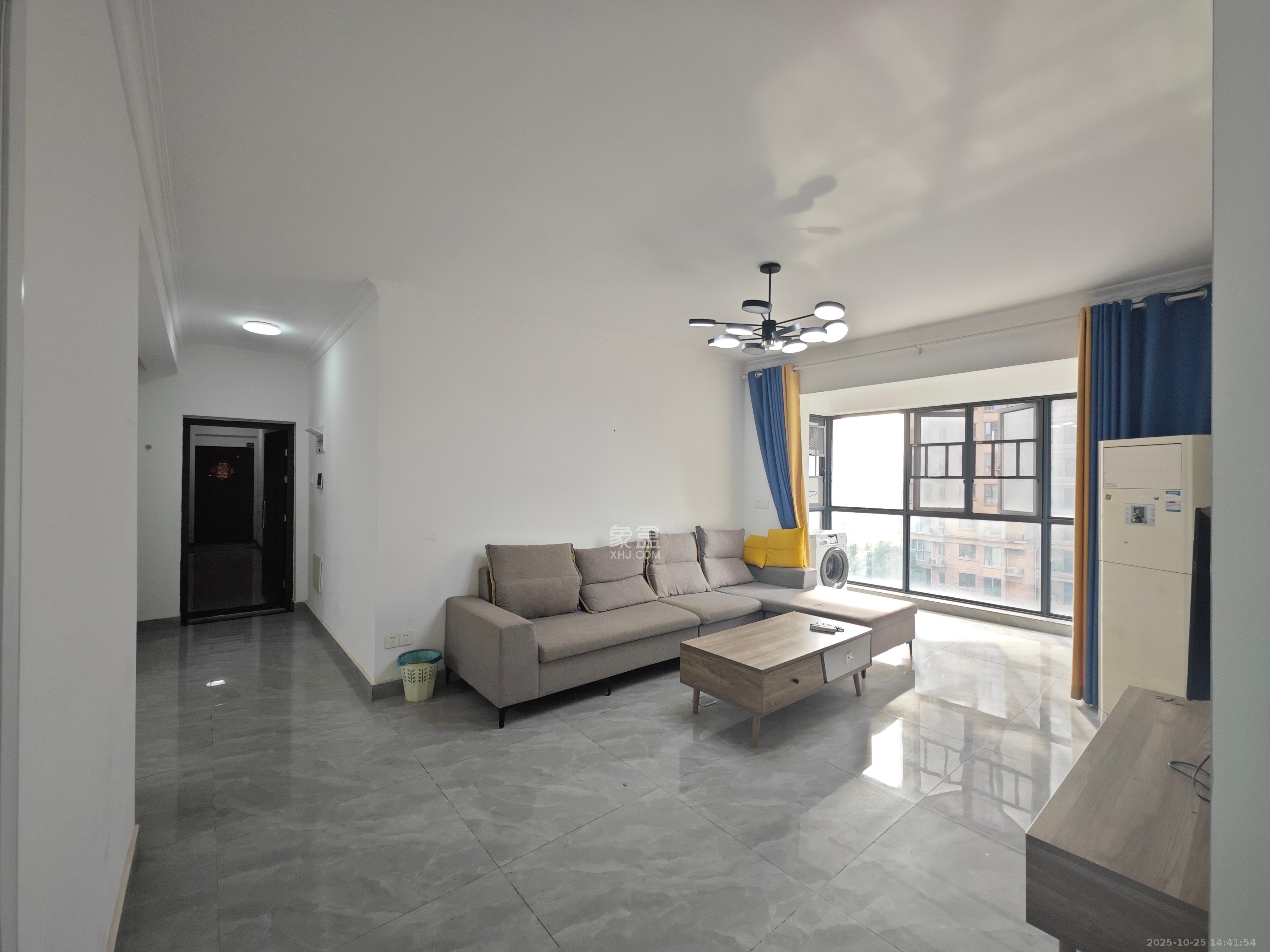 中建嘉和城  3室2厅2卫    2450.0元/月室内图