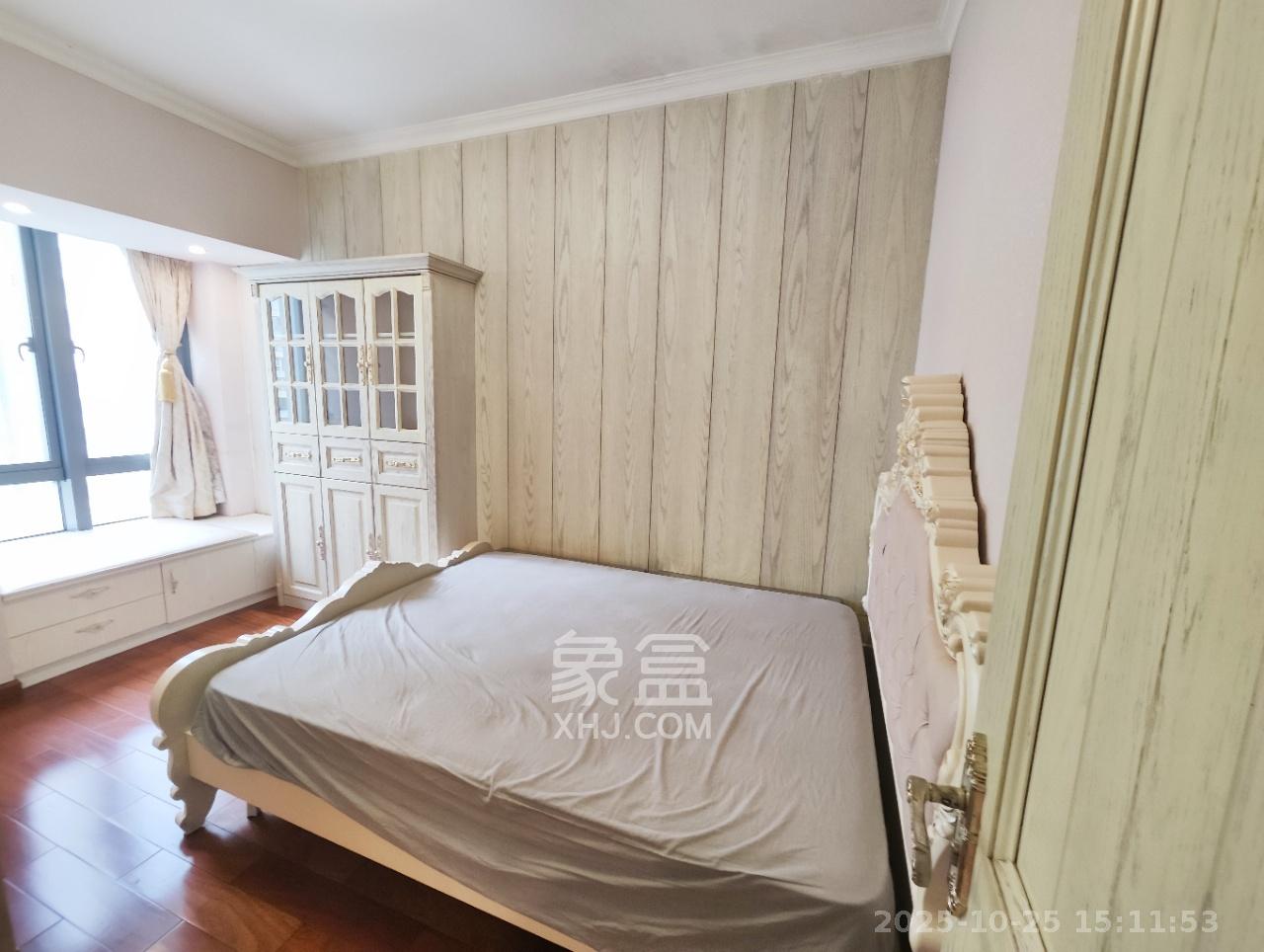 保利国际广场  3室2厅1卫    7000.0元/月 保利国际广场  3室2厅1卫    7000.0元/月室内图