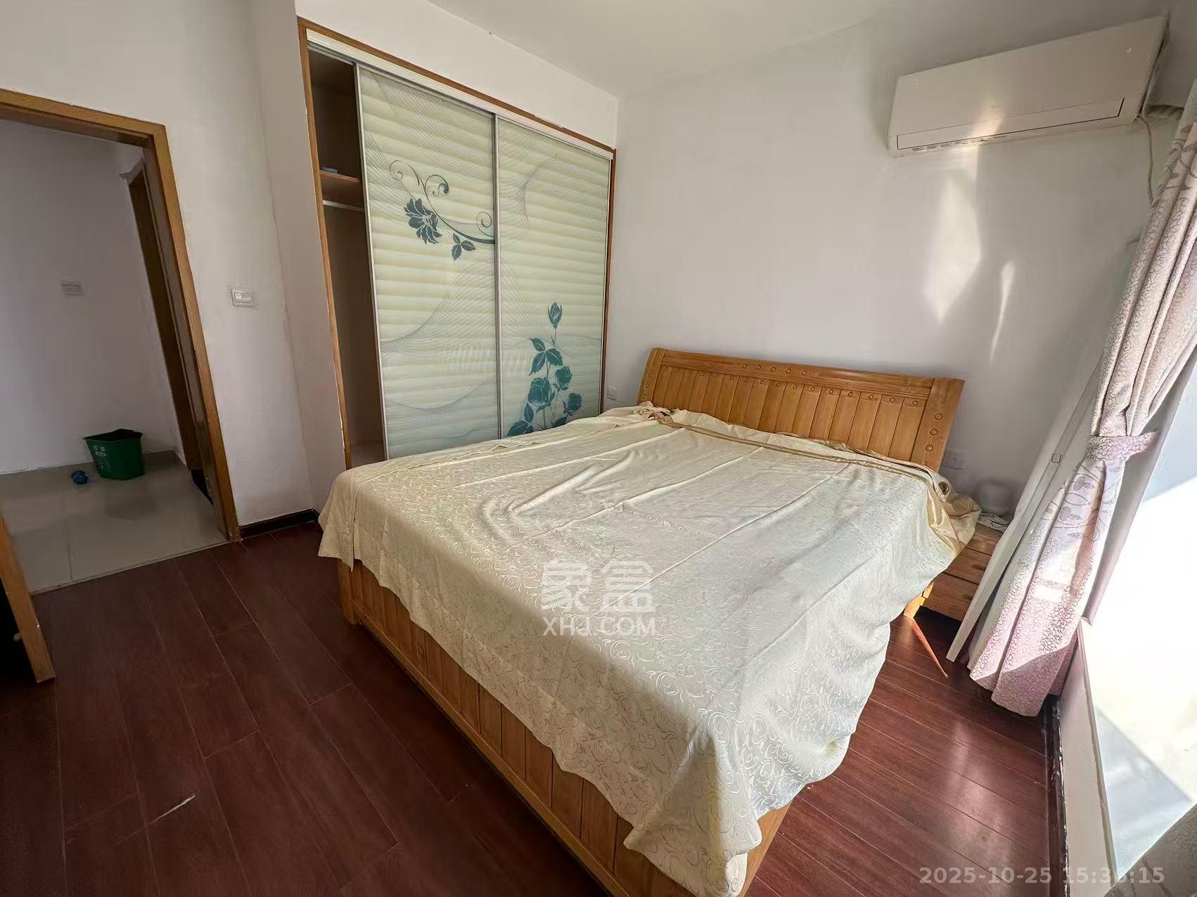 旭辉藏郡(藏郡、旭湘华府) 1室2厅1卫 2300.0元/月 旭辉藏郡(藏郡、旭湘华府) 1室2厅1卫 2300.0元/月室内图