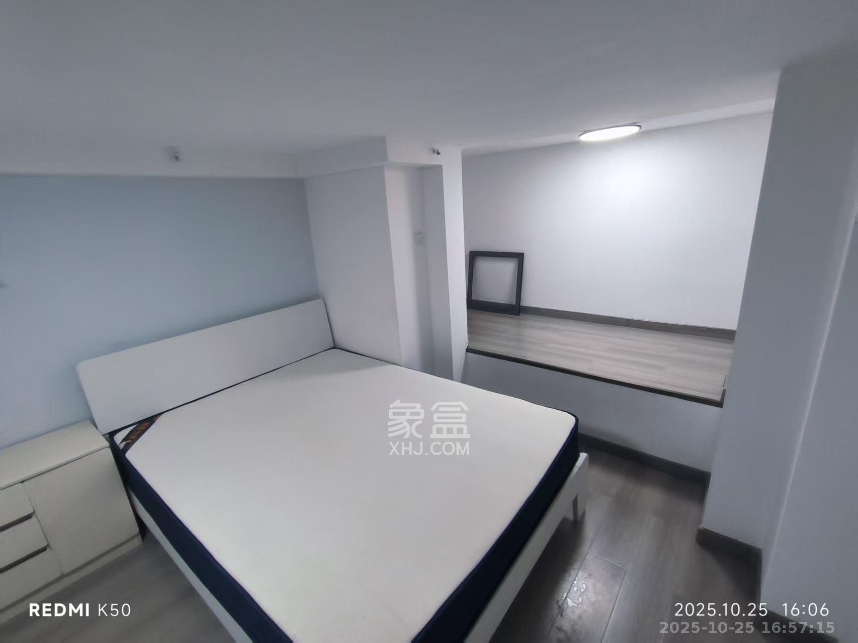 珠江花城好世界  1室1厅1卫    1800.0元/月 珠江花城好世界  1室1厅1卫    1800.0元/月室内图