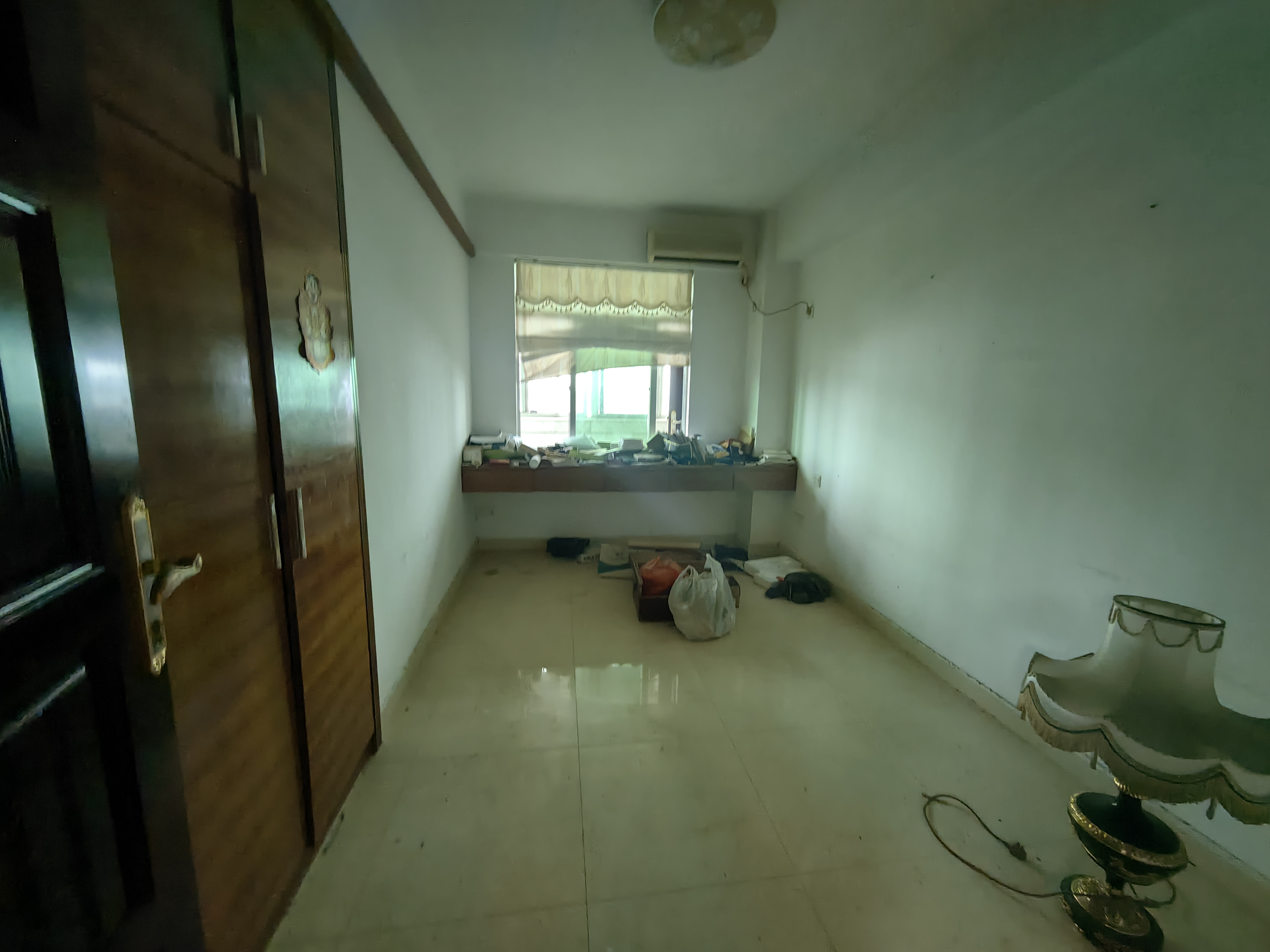 凯建公寓  3室2厅2卫    150.0万 凯建公寓  3室2厅2卫    150.0万客厅