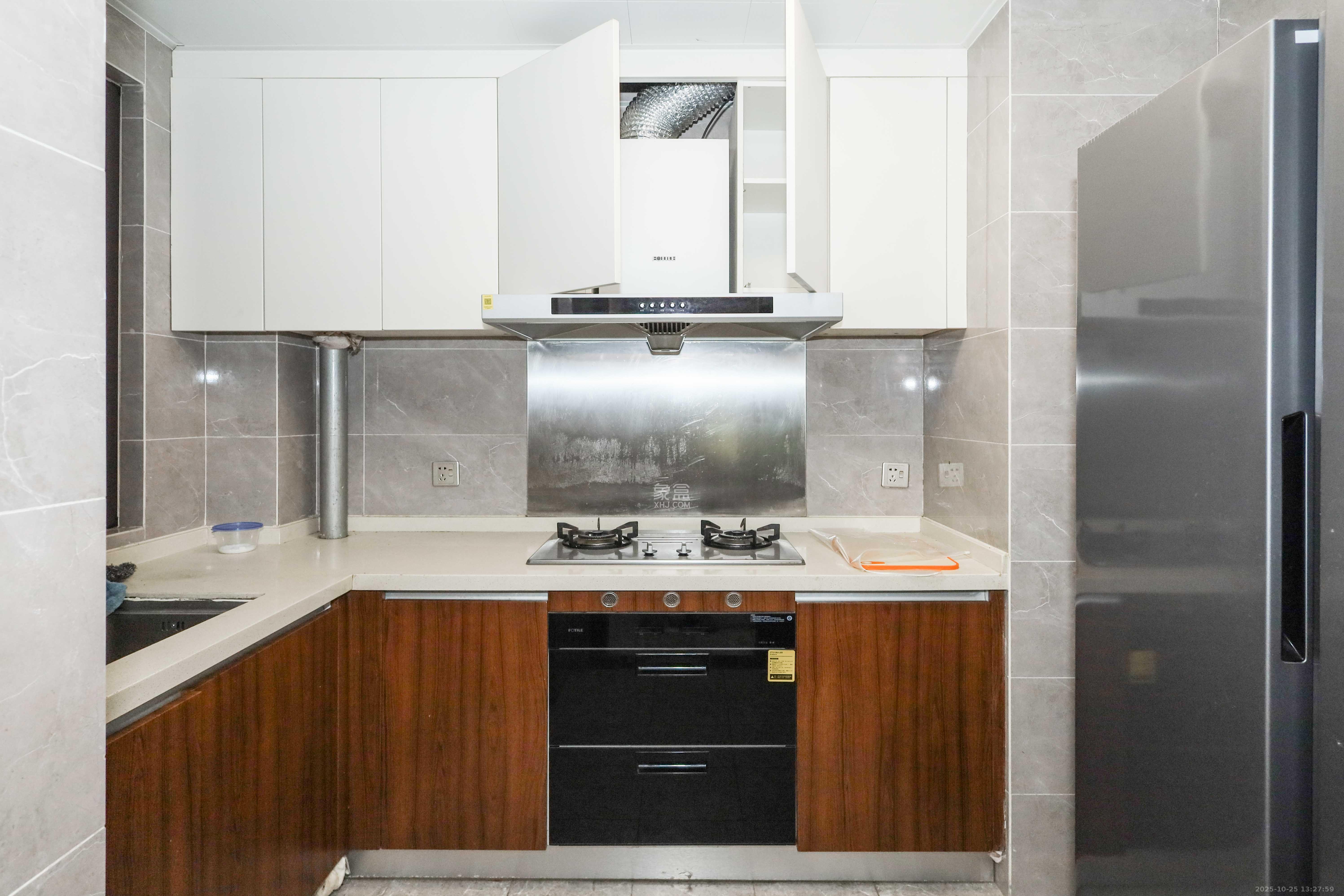 中梁云麓传奇 3室2厅2卫 2480.0元/月 中梁云麓传奇 3室2厅2卫 2480.0元/月室内图