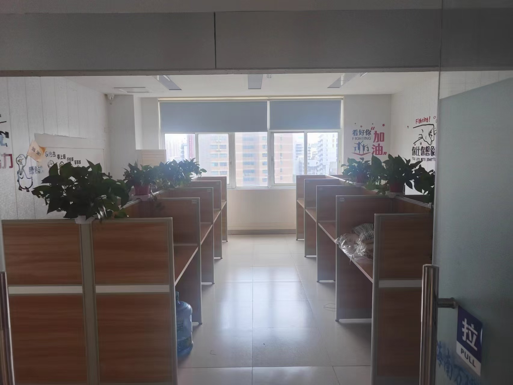 港澳申亚大厦   271.0㎡      8000.0元/月室内图