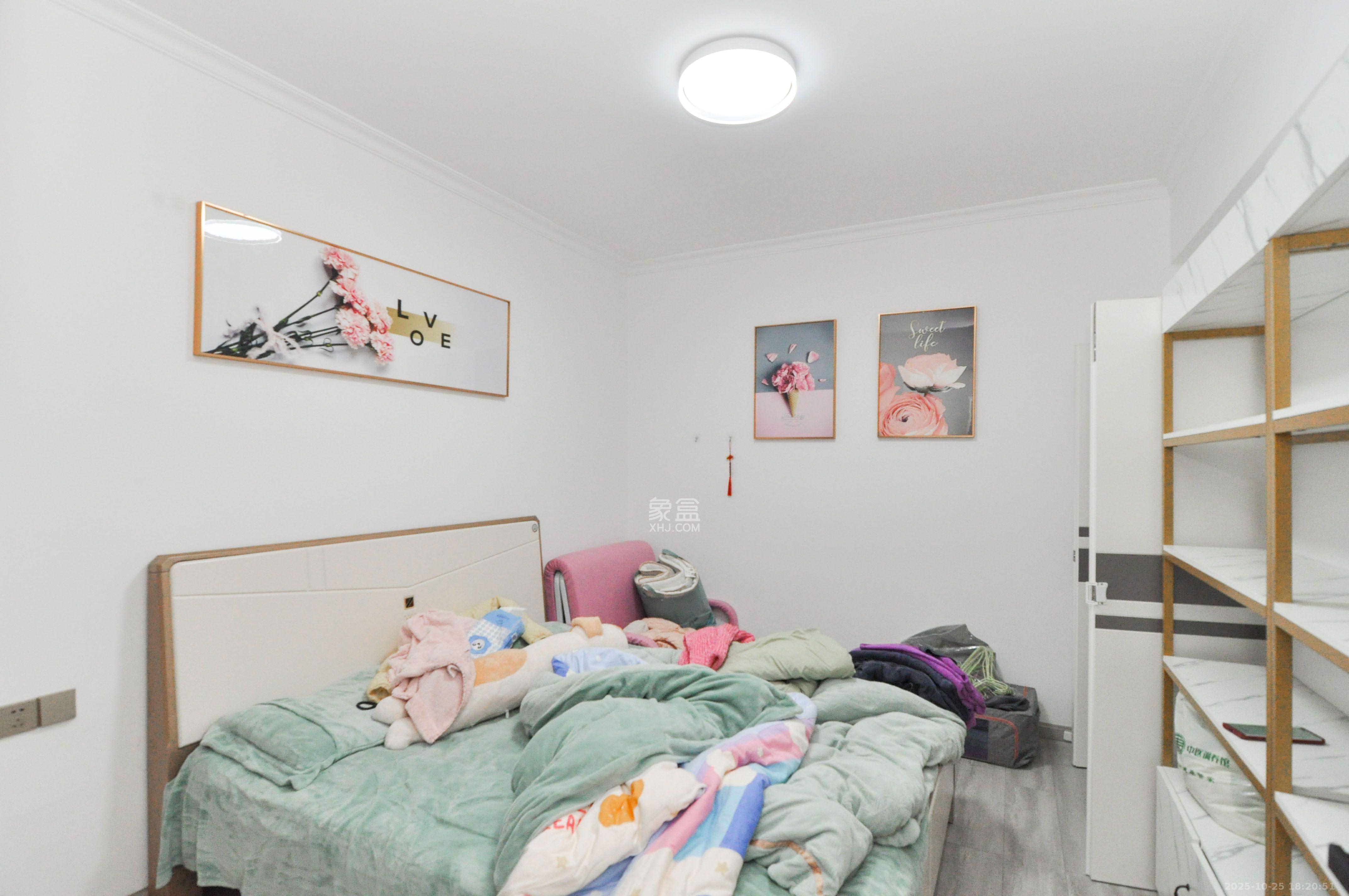 共和世家  1室1厅1卫    2500.0元/月 共和世家  1室1厅1卫    2500.0元/月室内图