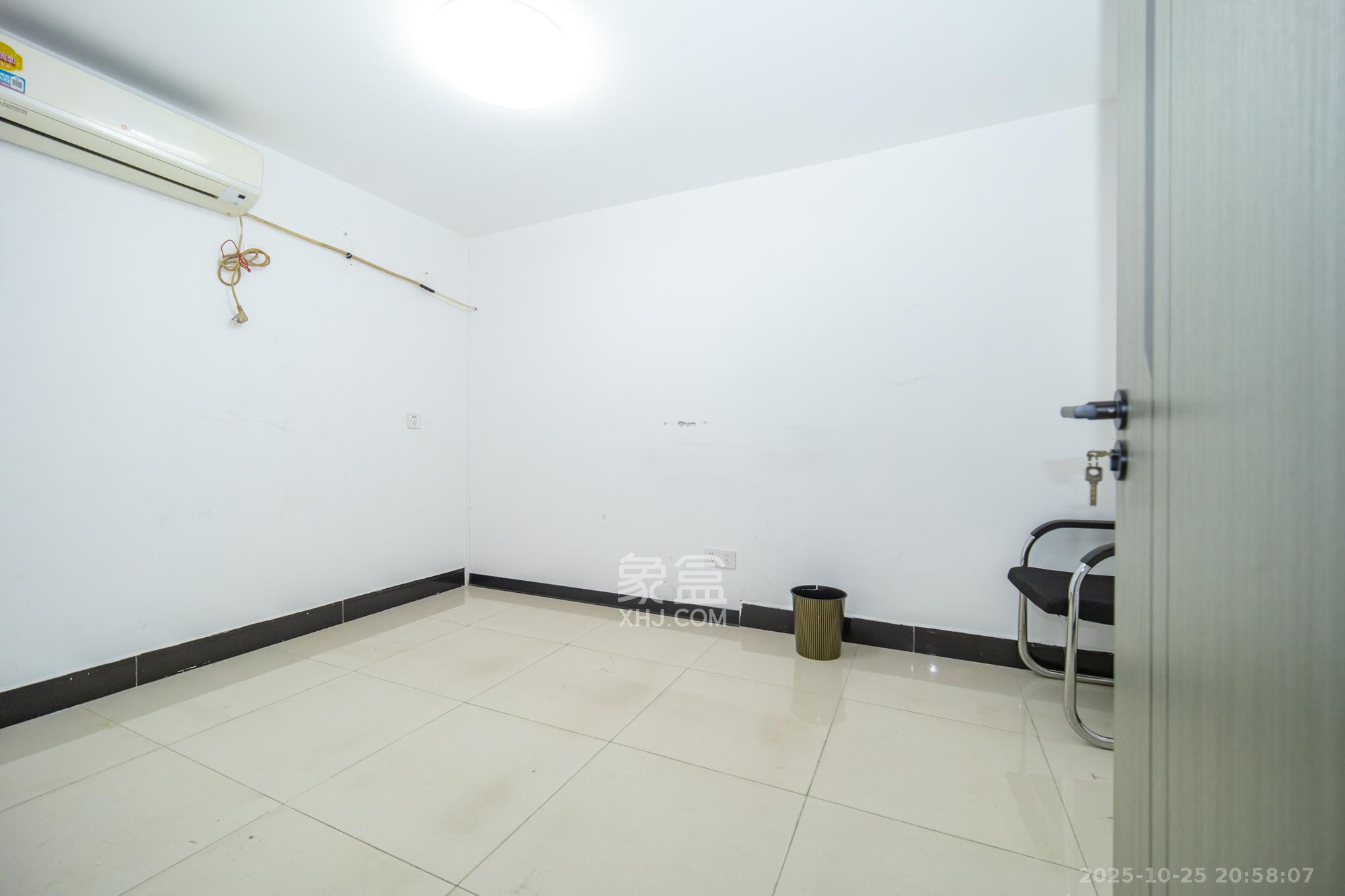 金科时代中心  1室1厅1卫    22.8万卧室