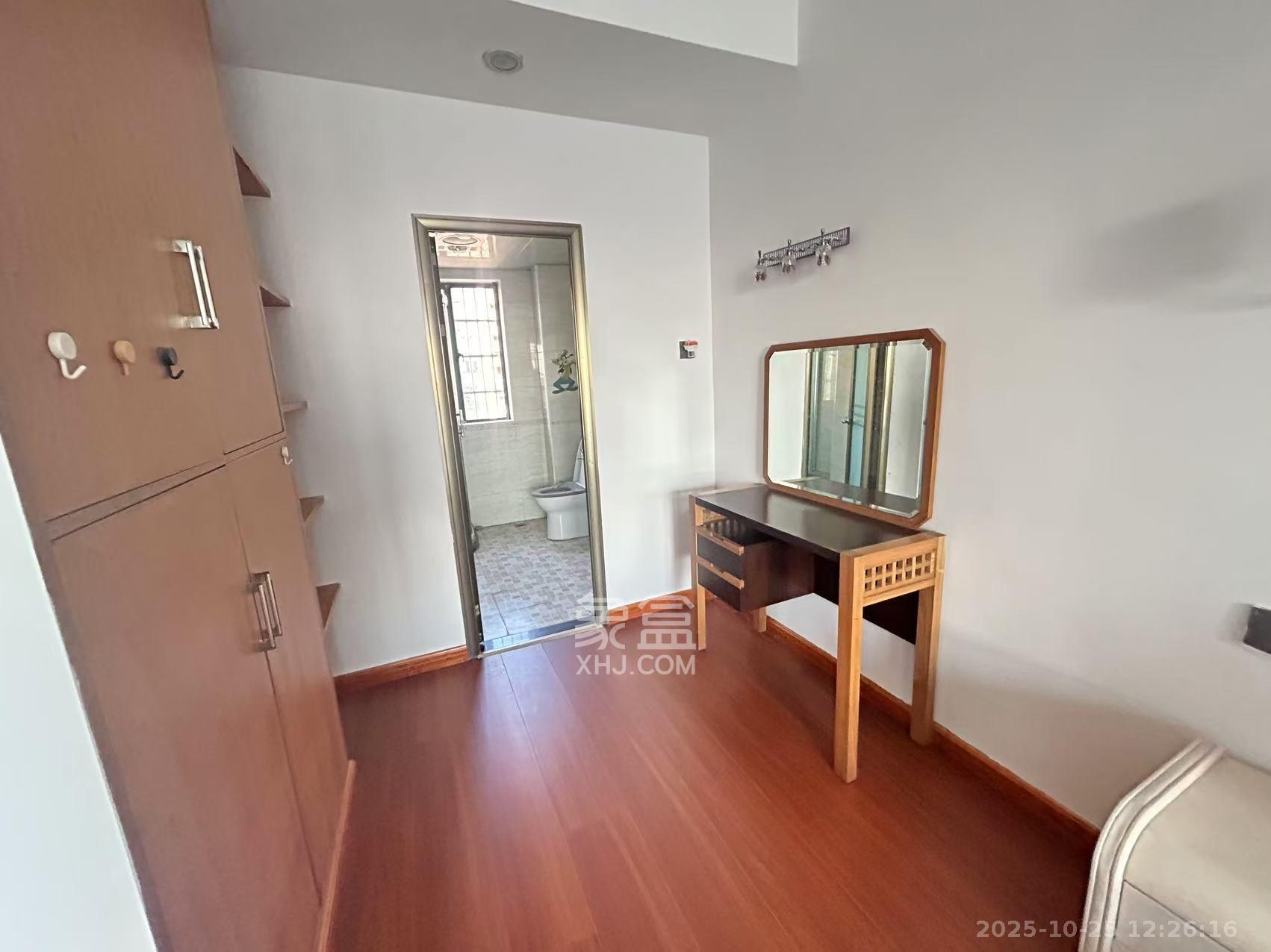 上海城小区 4室2厅2卫 2800.0元/月 上海城小区 4室2厅2卫 2800.0元/月室内图