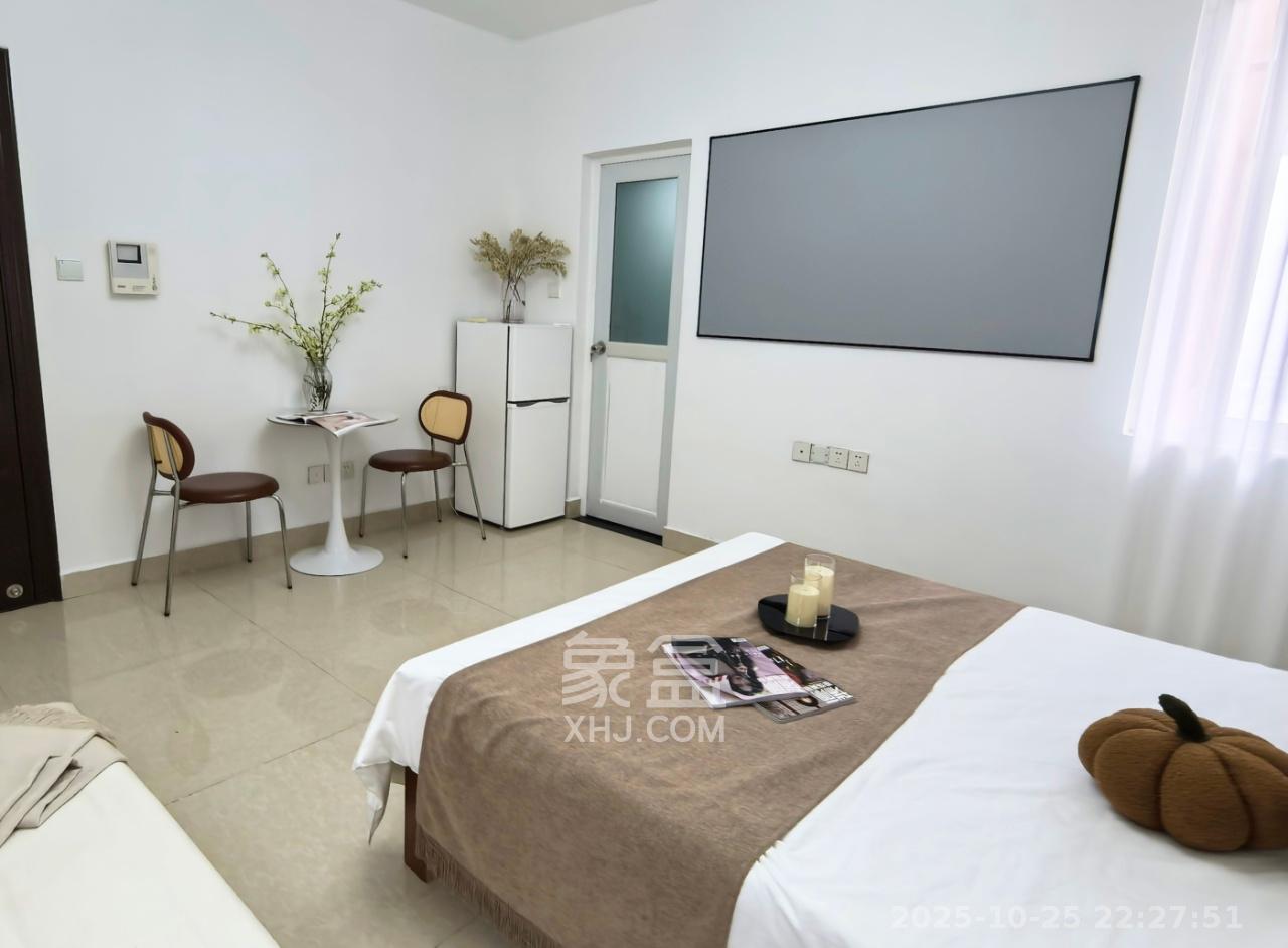 四方小区综合楼(四方嘉丽) 1室1厅1卫 1300.0元/月 四方小区综合楼(四方嘉丽) 1室1厅1卫 1300.0元/月室内图