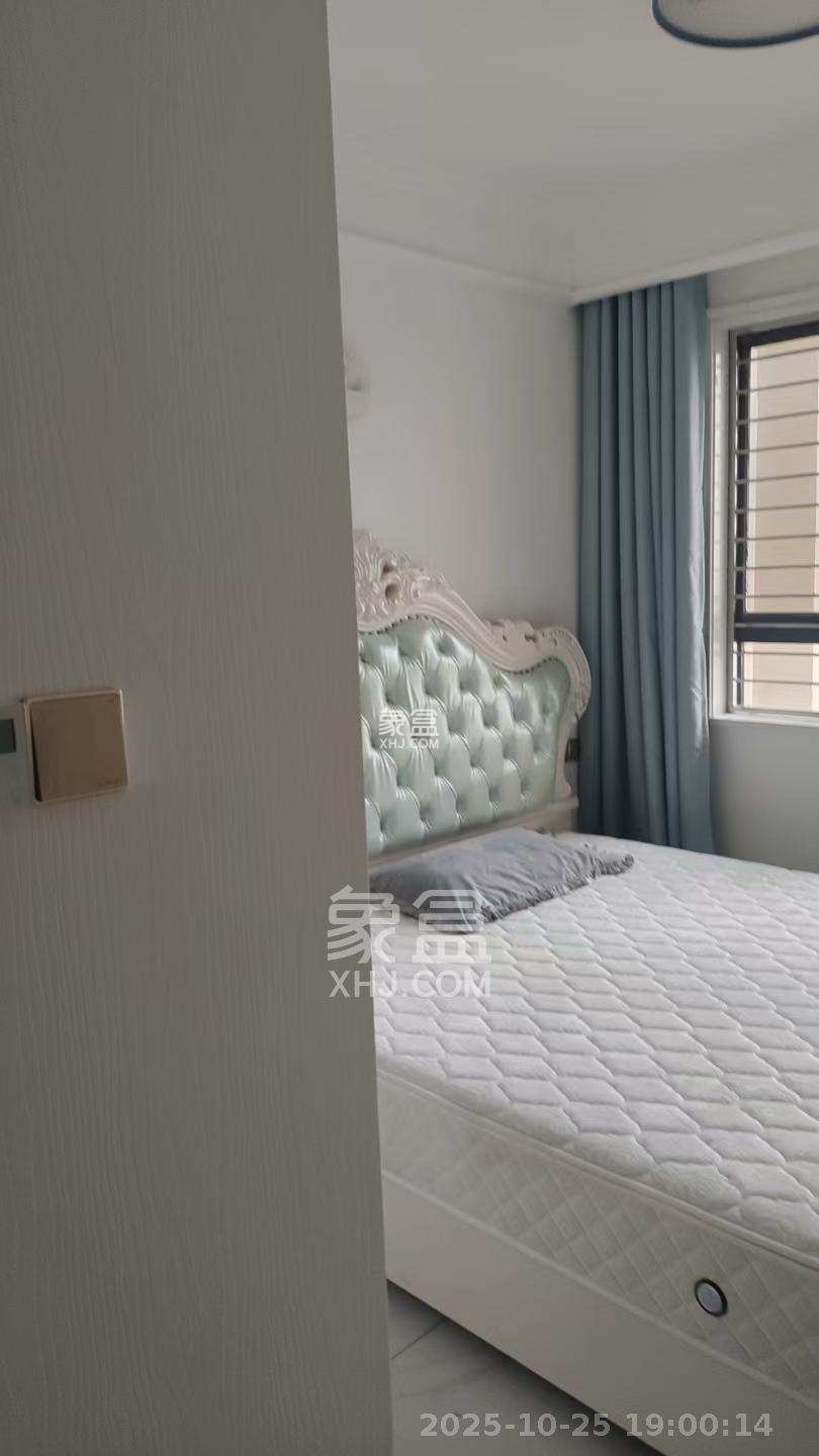 佳兆业君汇上品  4室2厅2卫    2000.0元/月 佳兆业君汇上品  4室2厅2卫    2000.0元/月室内图