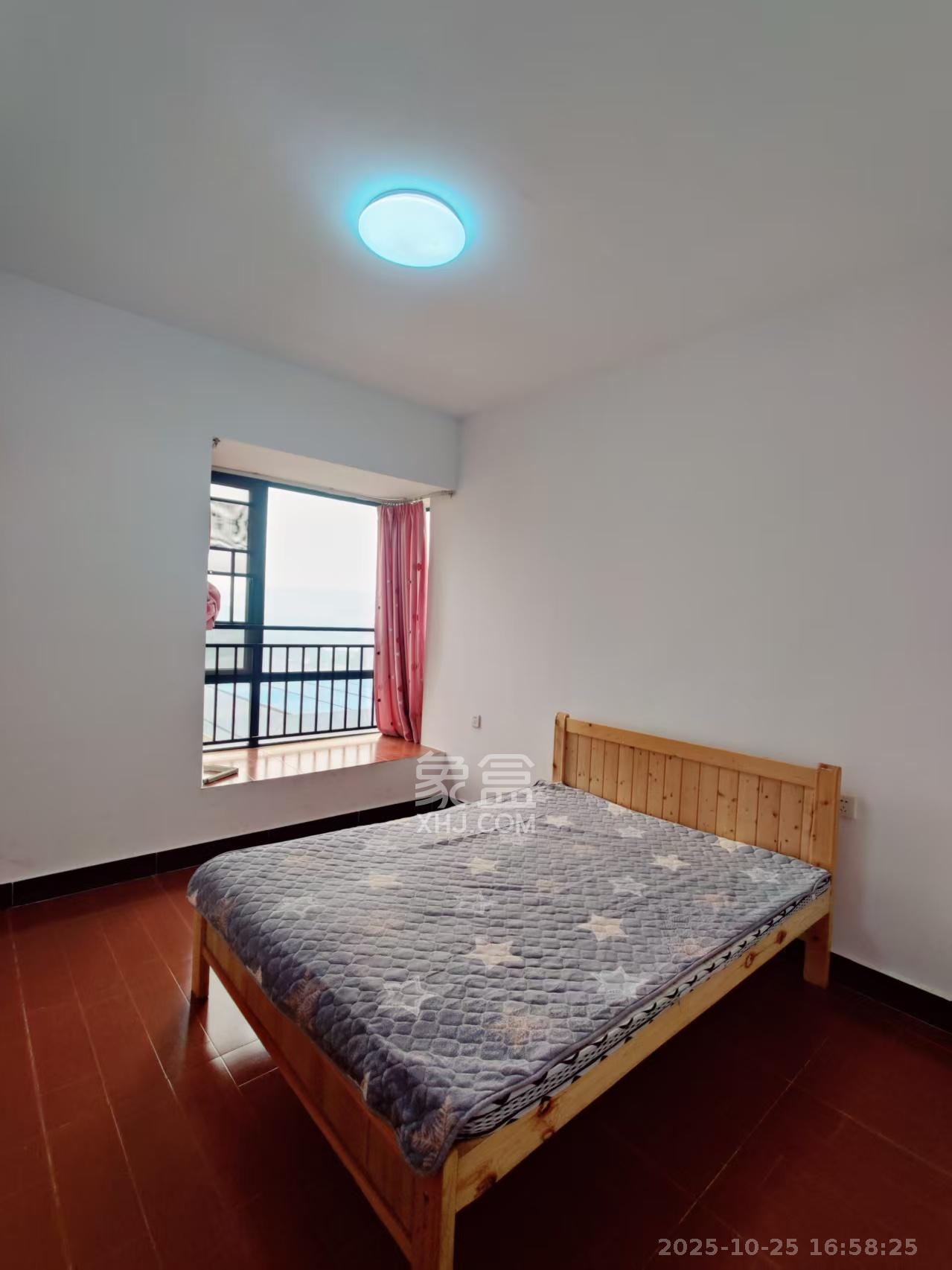 富基世纪公园  3室2厅1卫    1600.0元/月 富基世纪公园  3室2厅1卫    1600.0元/月室内图