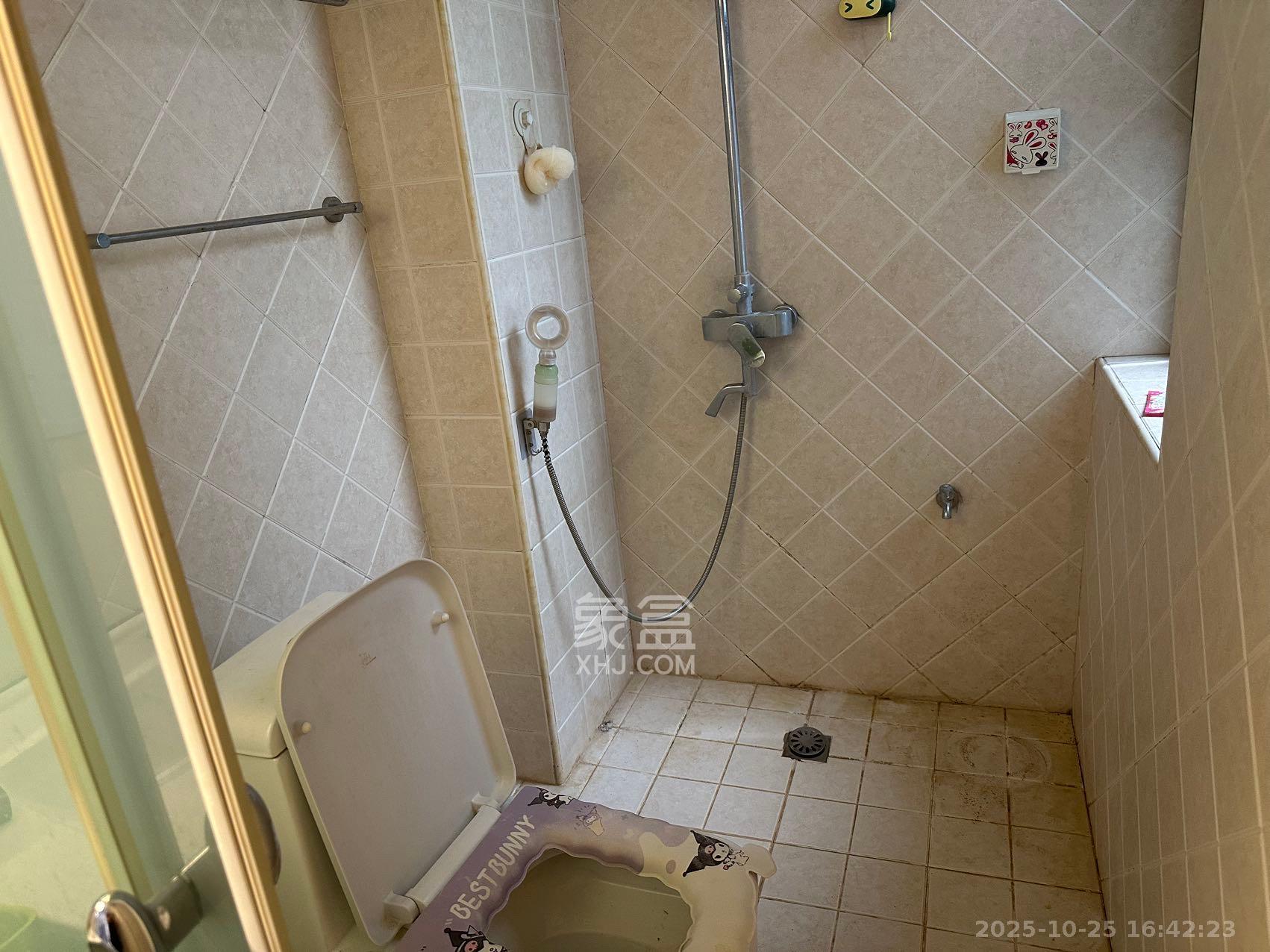 颐和佳园 2室2厅1卫 1800.0元/月 颐和佳园 2室2厅1卫 1800.0元/月室内图