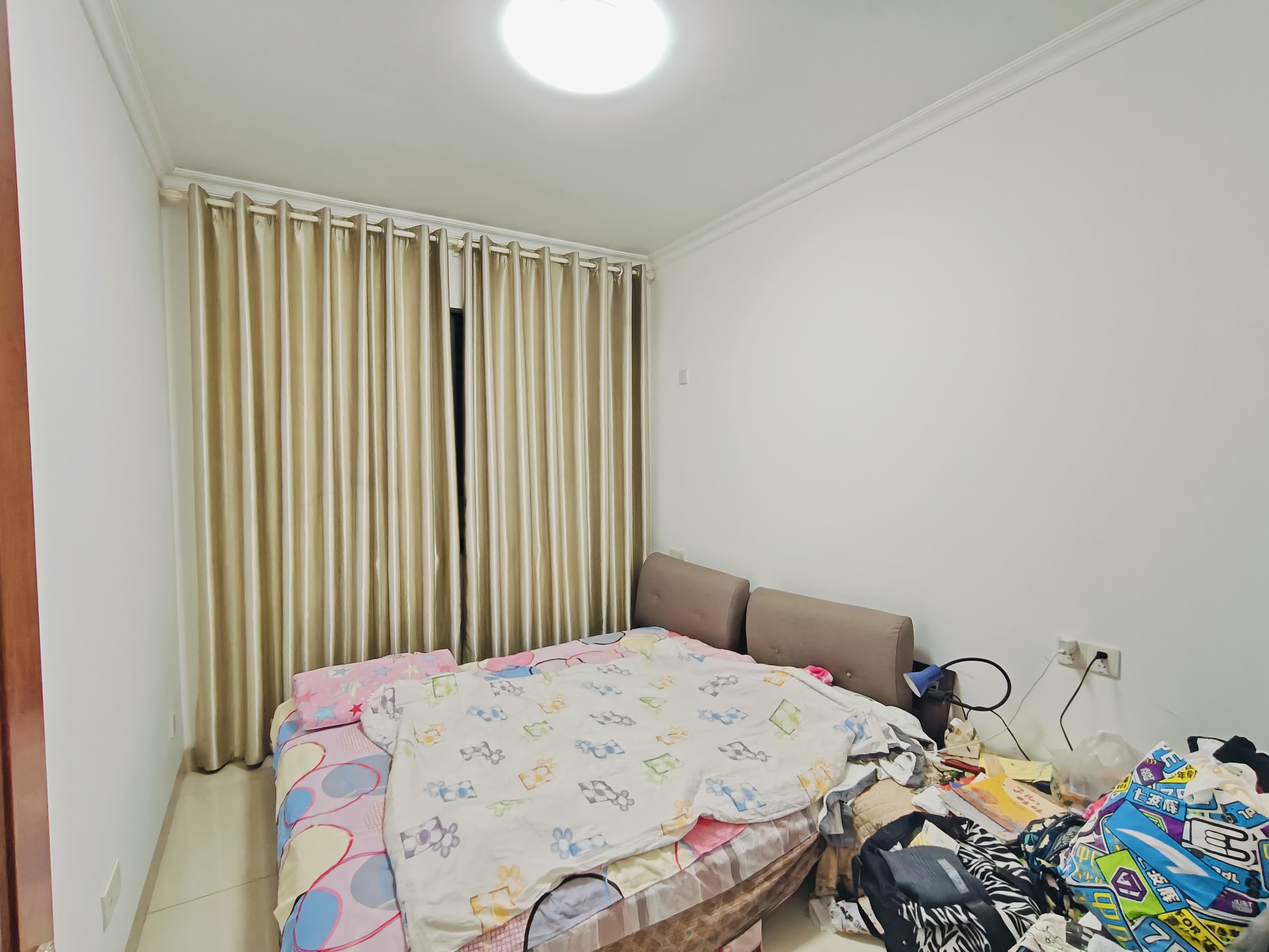 新城吾悦广场  1室1厅1卫    2000.0元/月室内图