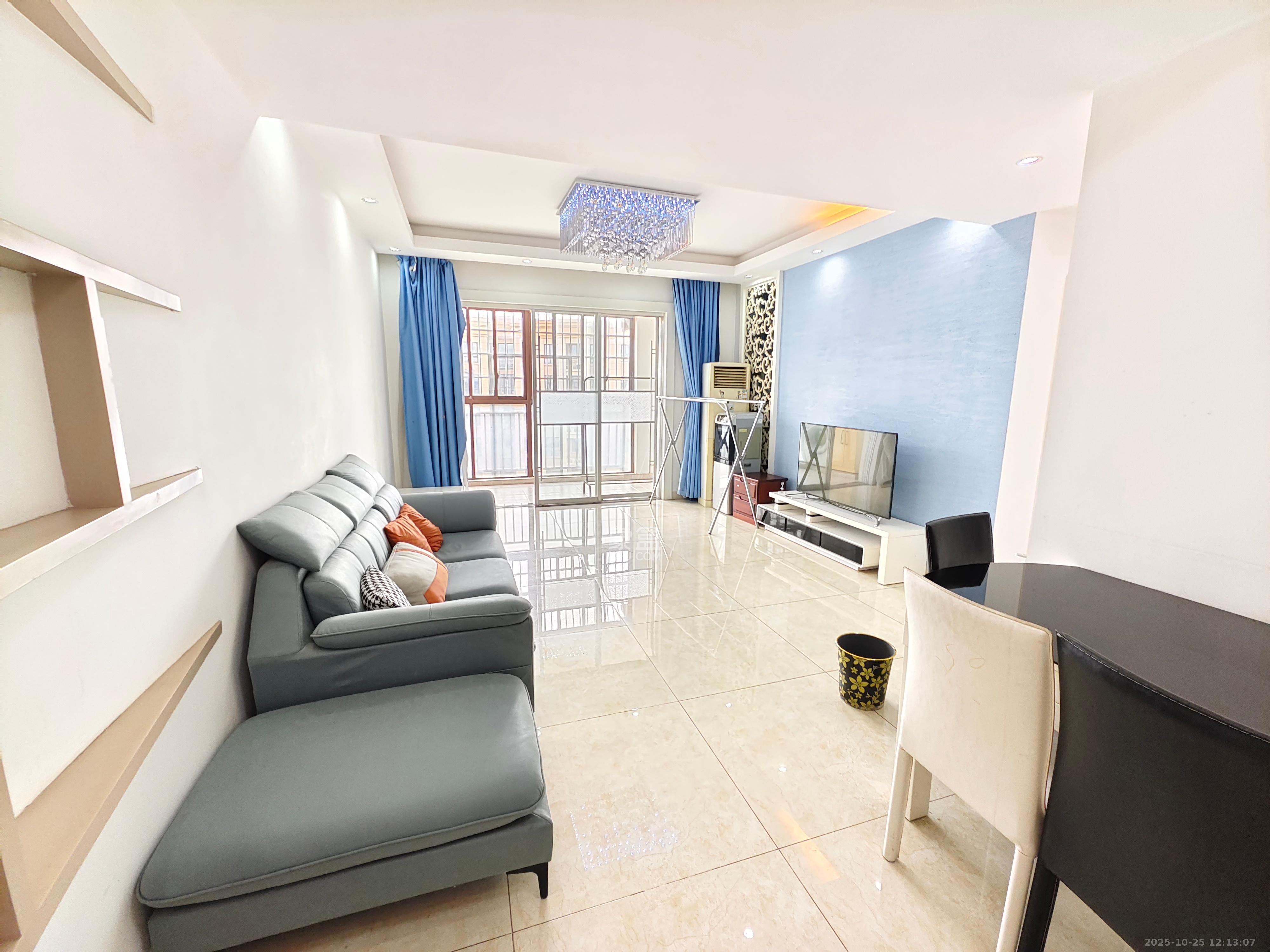 金房奥斯卡  3室2厅2卫    2500.0元/月室内图