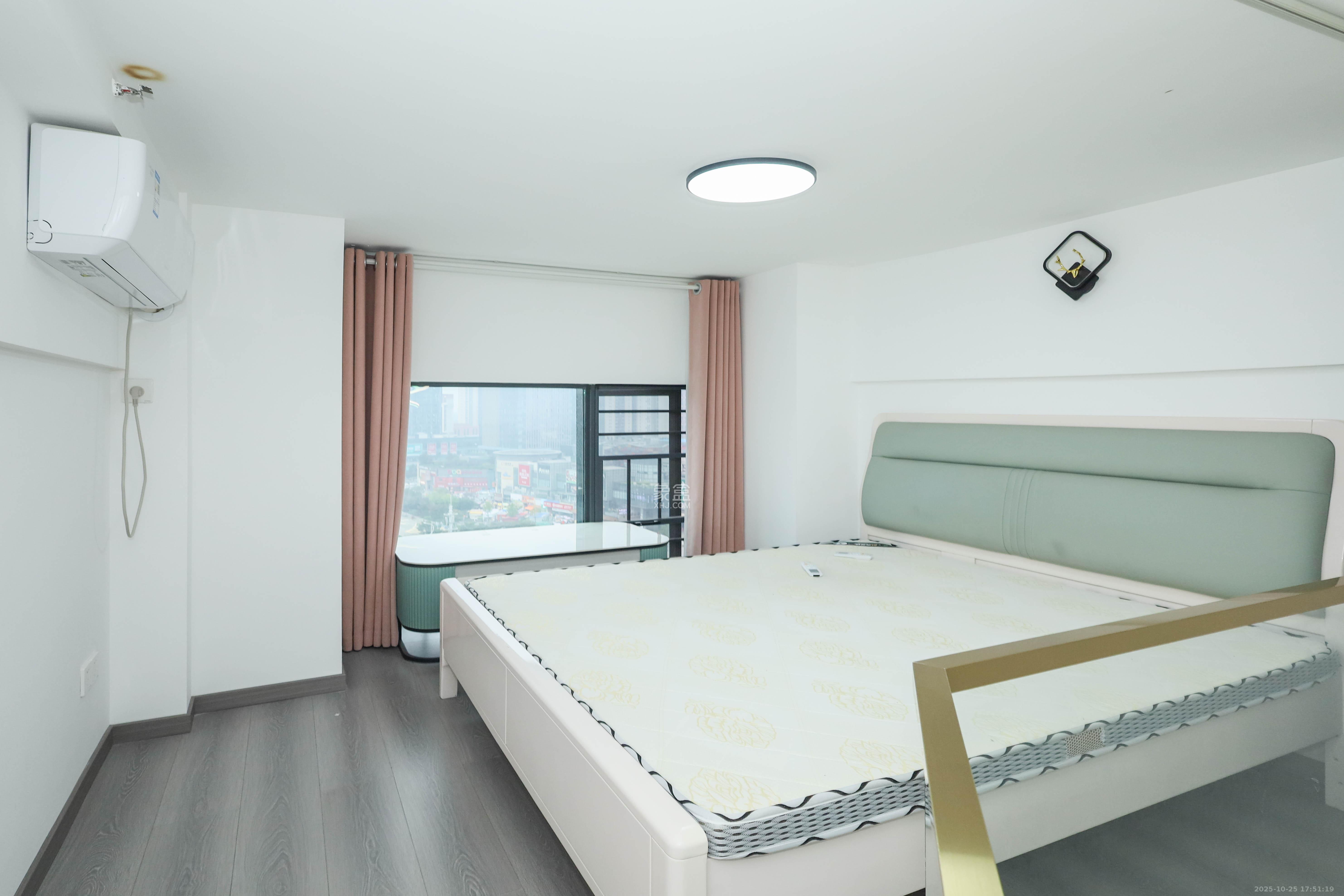 梅溪悦章  2室1厅1卫    43.0万卧室