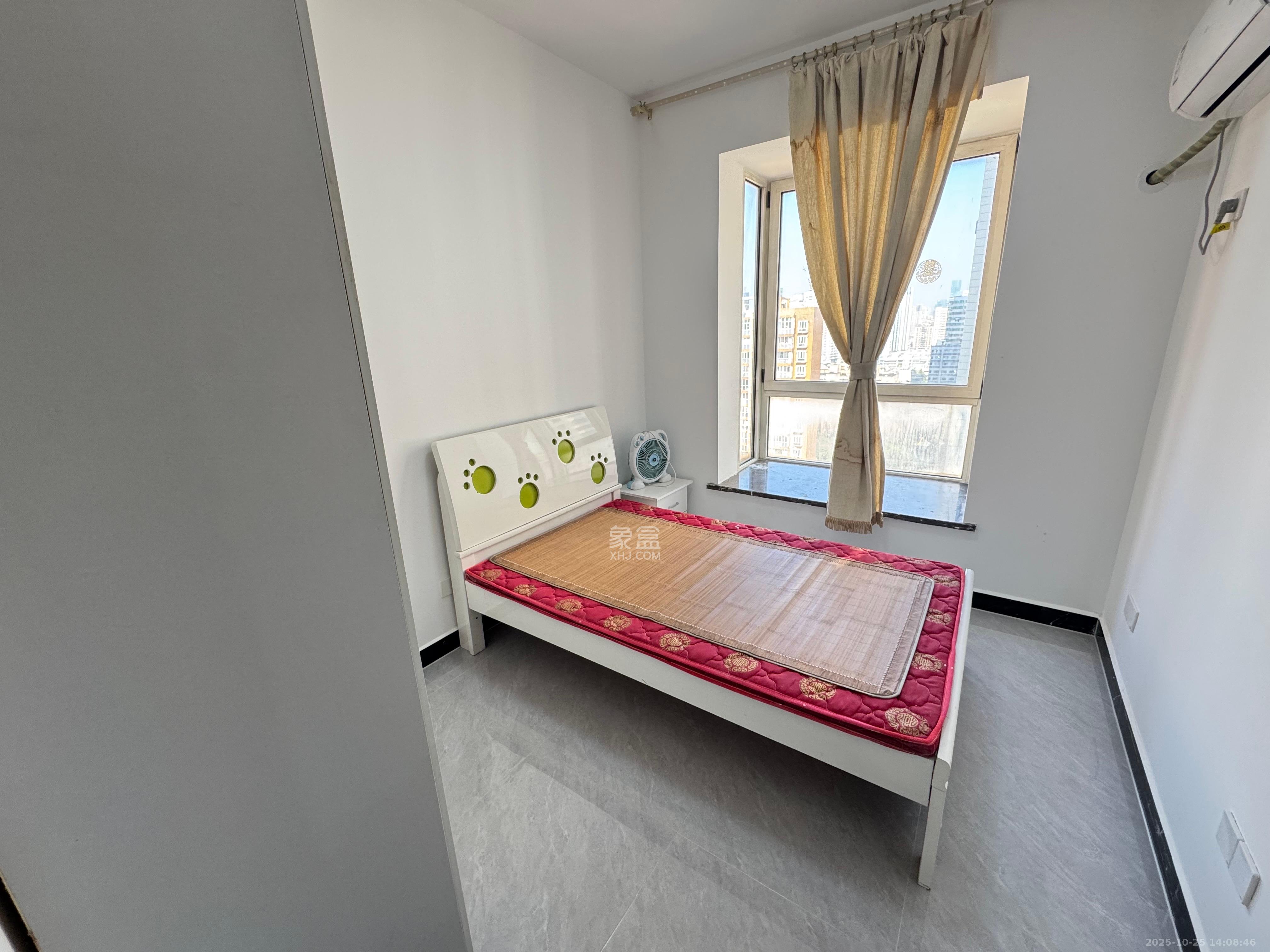 地质家园一、二期(地泰人民公馆)  3室2厅1卫    3500.0元/月 地质家园一、二期(地泰人民公馆)  3室2厅1卫    3500.0元/月室内图