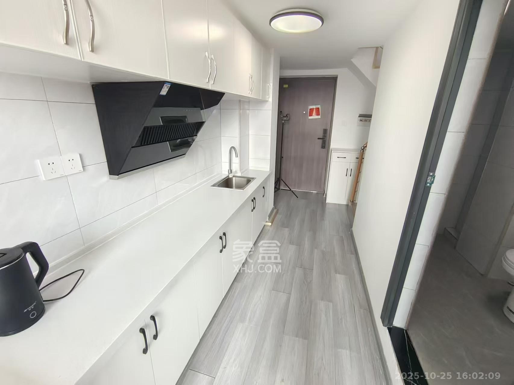 龙湖湘江星座（祺鑫星座公寓）  1室1厅1卫    1900.0元/月室内图