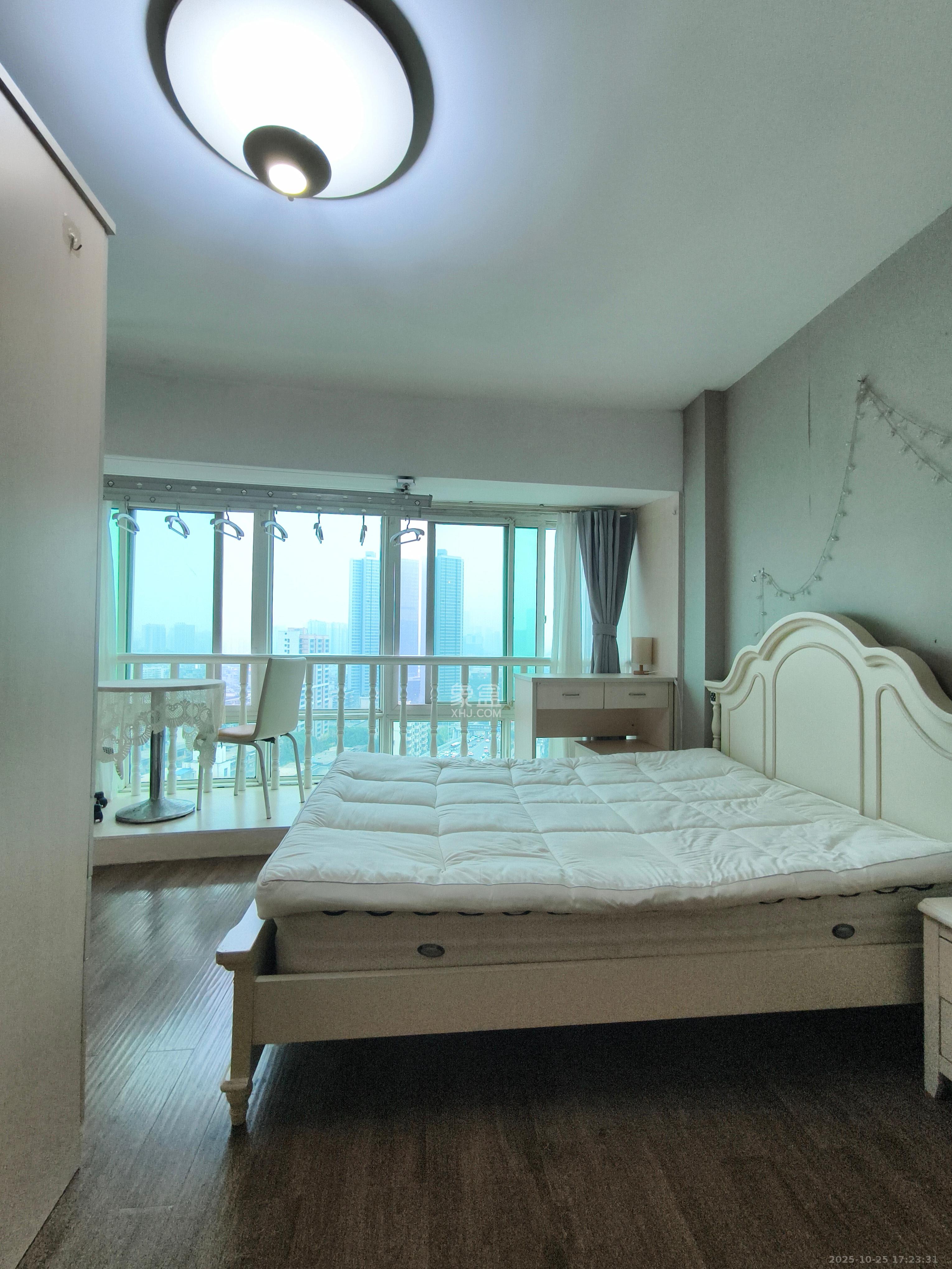 几米空间  1室1厅1卫    1400.0元/月 几米空间  1室1厅1卫    1400.0元/月室内图