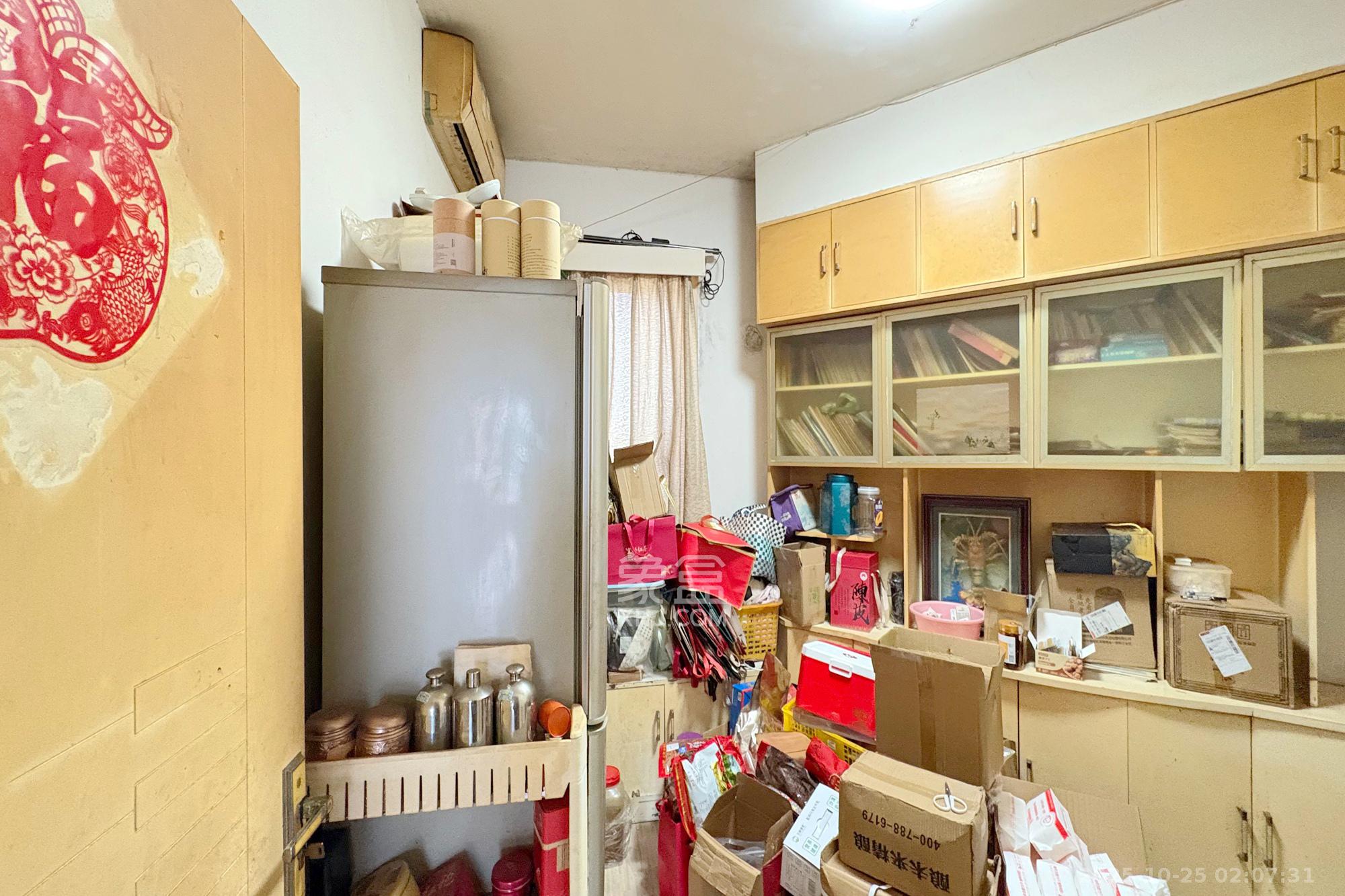 滨湖嘉园（湖滨小区）  3室2厅2卫    92.0万其他