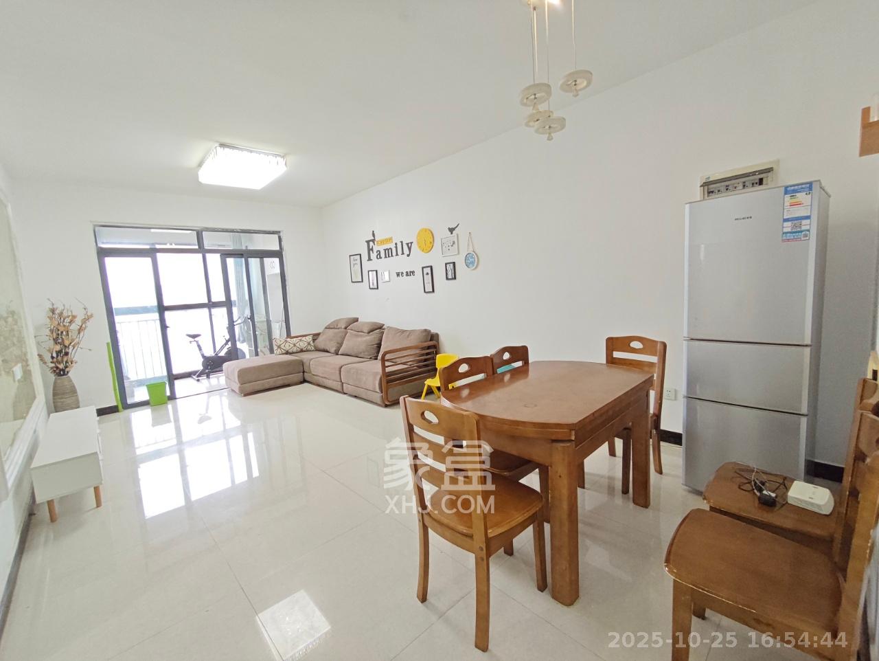 澳海澜庭  2室2厅1卫    1500.0元/月室内图